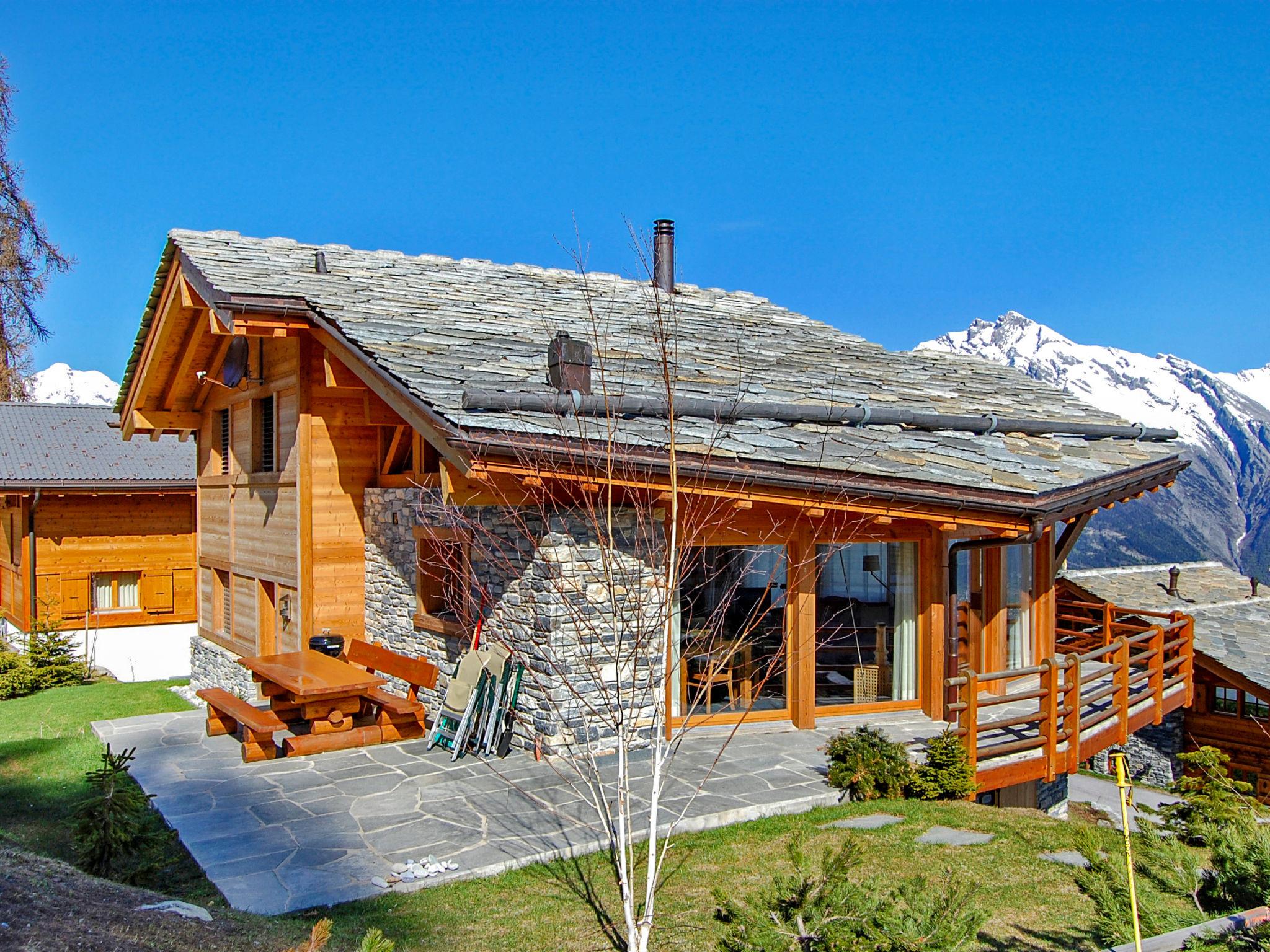 Foto 2 - Casa de 3 habitaciones en Nendaz con jardín y terraza