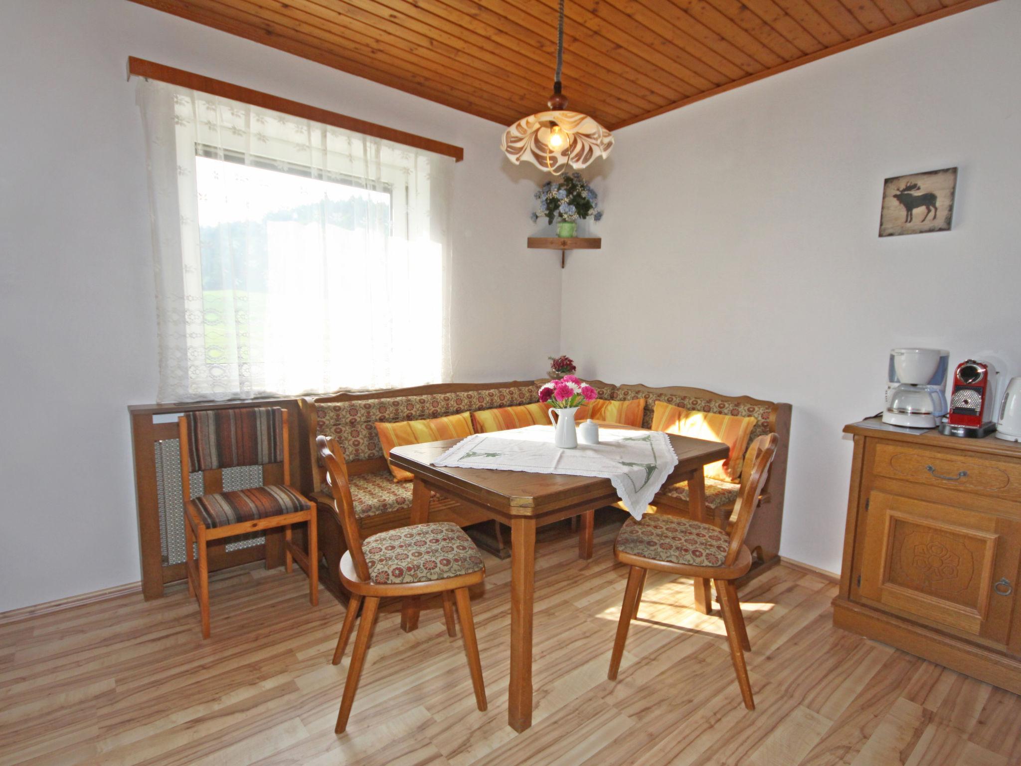 Photo 7 - 2 bedroom House in Ebenthal in Kärnten with garden and mountain view