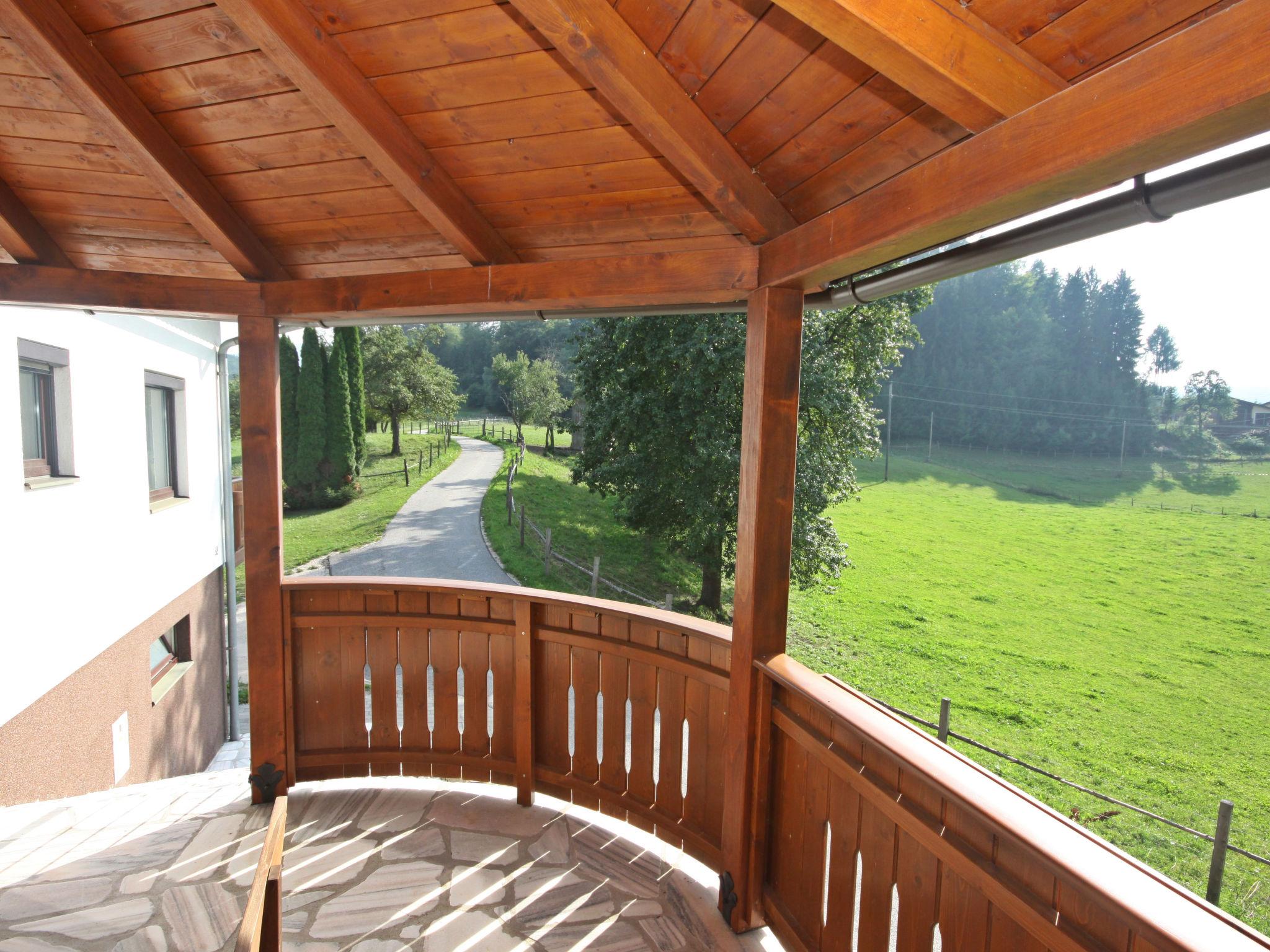 Foto 2 - Haus mit 2 Schlafzimmern in Ebenthal in Kärnten mit garten und blick auf die berge