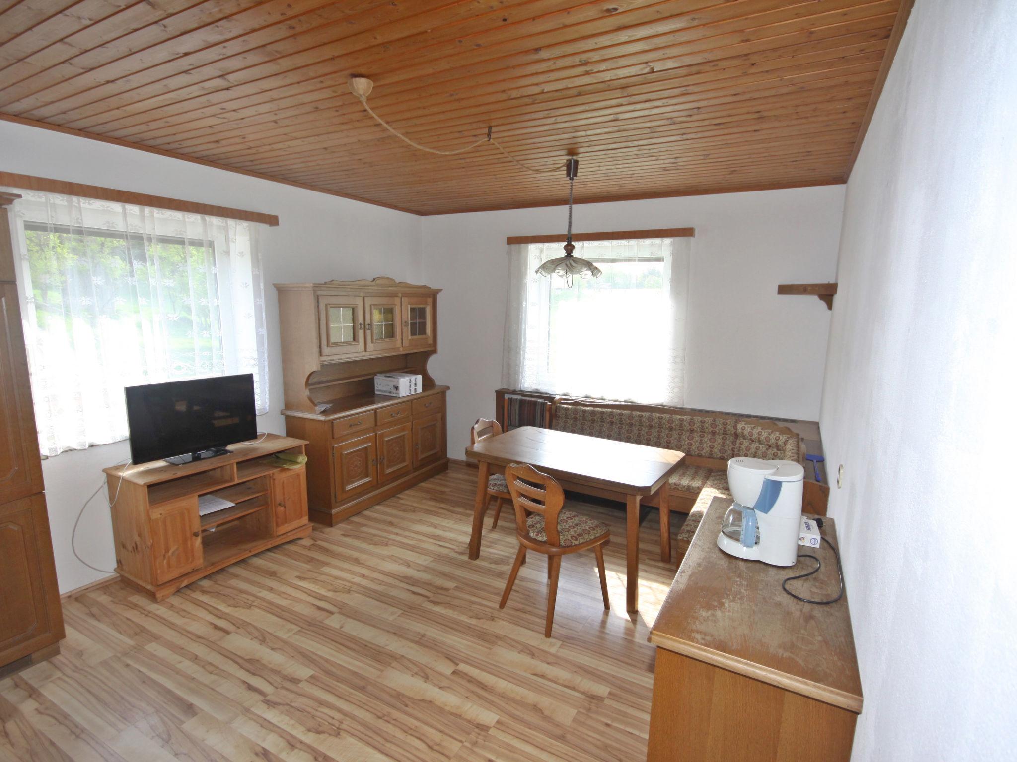 Photo 4 - 2 bedroom House in Ebenthal in Kärnten with garden and mountain view
