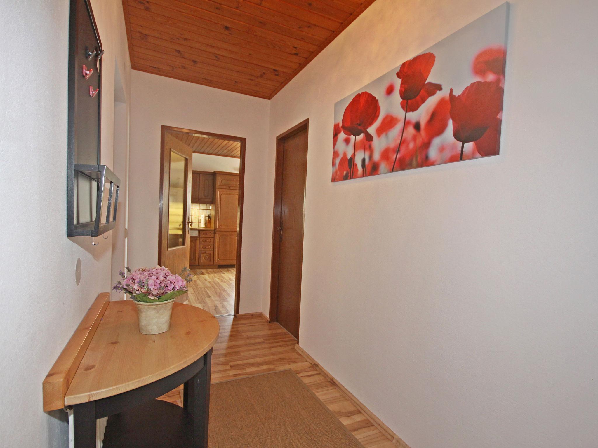 Photo 13 - 2 bedroom House in Ebenthal in Kärnten with garden and mountain view