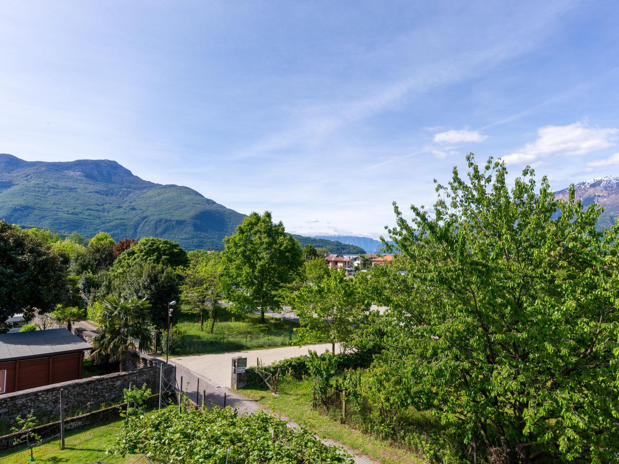 Photo 22 - Appartement de 2 chambres à Domaso avec jardin et vues sur la montagne