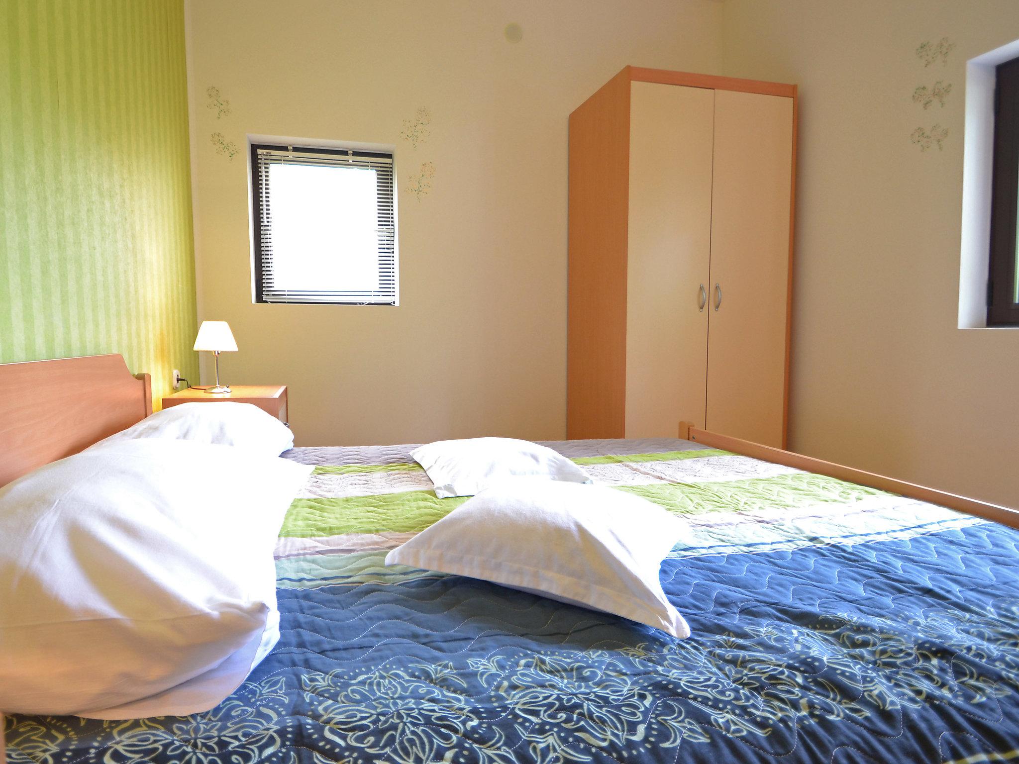 Foto 8 - Apartamento de 2 habitaciones en Vir con piscina y vistas al mar