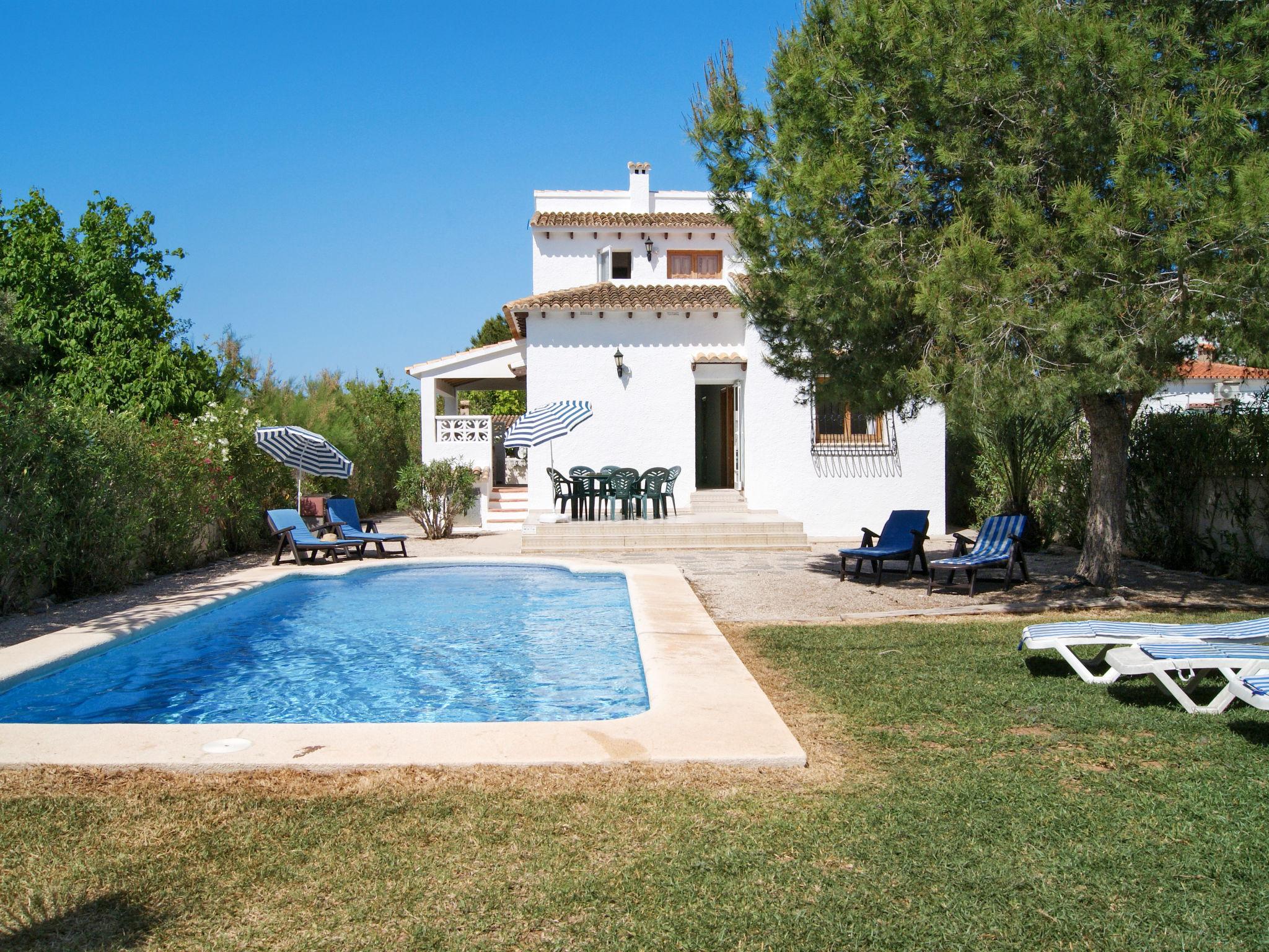 Foto 2 - Casa con 4 camere da letto a Dénia con piscina privata e vista mare