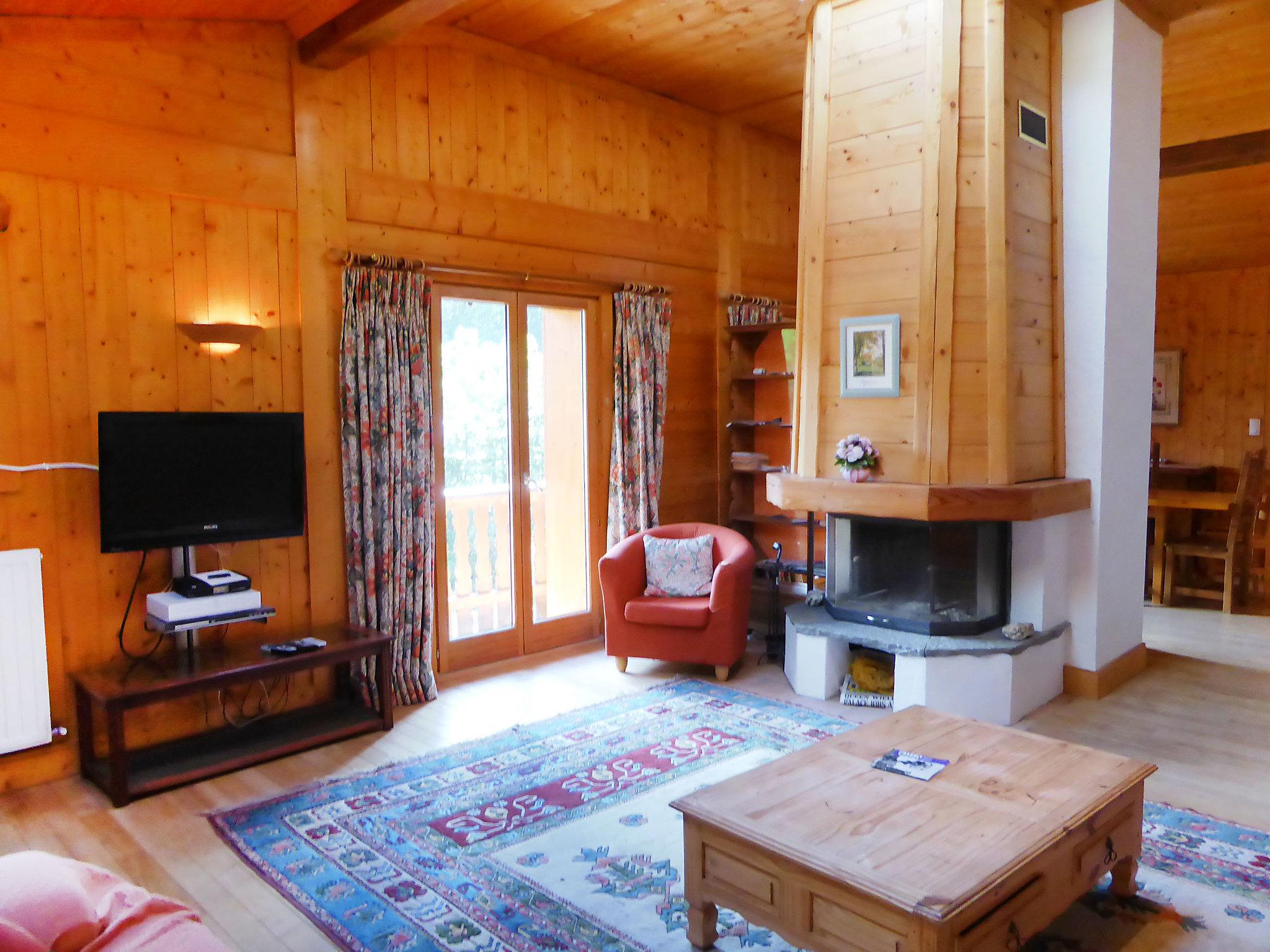 Photo 1 - 5 bedroom Apartment in Les Contamines-Montjoie with mountain view