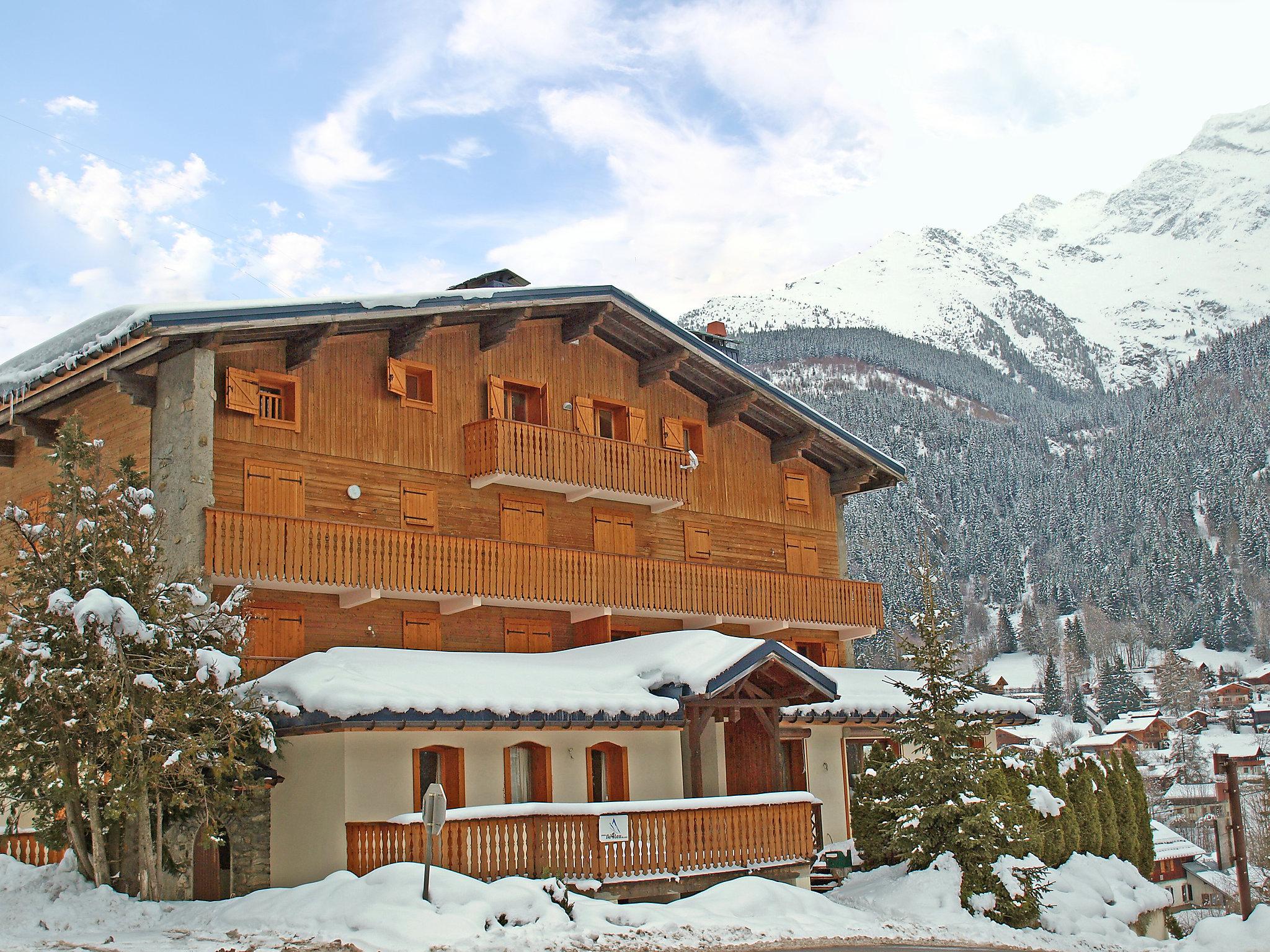 Foto 20 - Apartment mit 5 Schlafzimmern in Les Contamines-Montjoie mit blick auf die berge