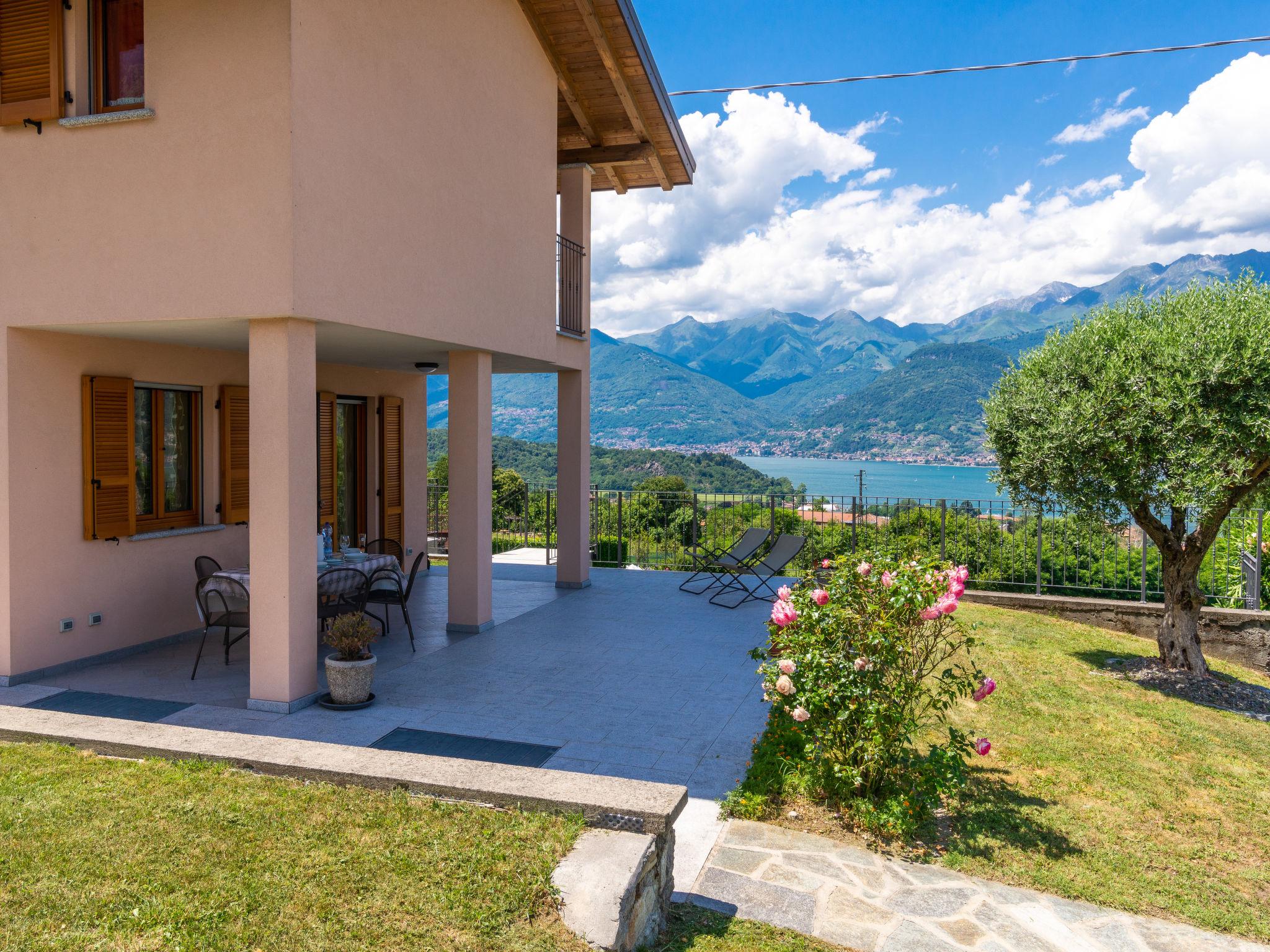 Photo 1 - Maison de 2 chambres à Colico avec jardin et vues sur la montagne