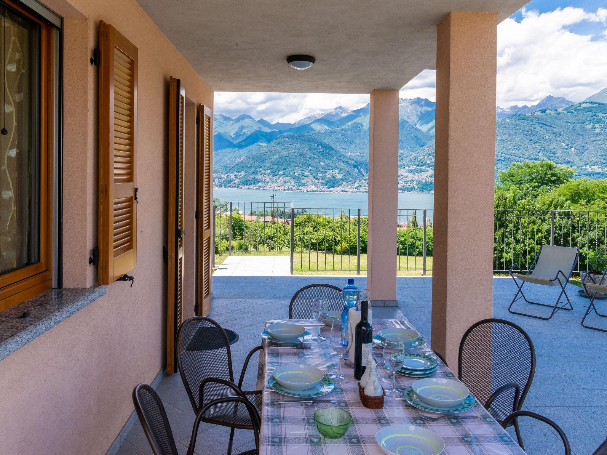Photo 2 - Maison de 2 chambres à Colico avec jardin et vues sur la montagne
