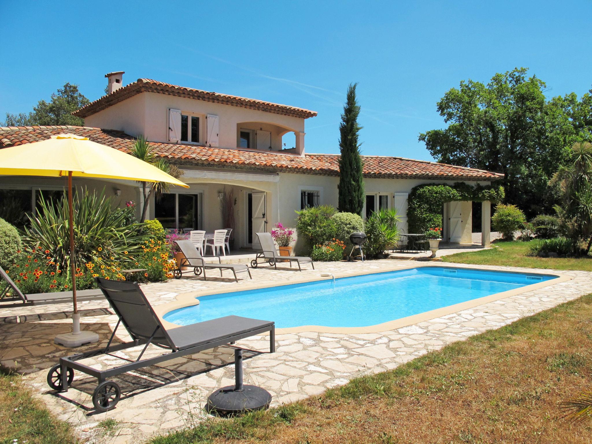 Photo 1 - Maison de 3 chambres à Callian avec piscine privée et jardin