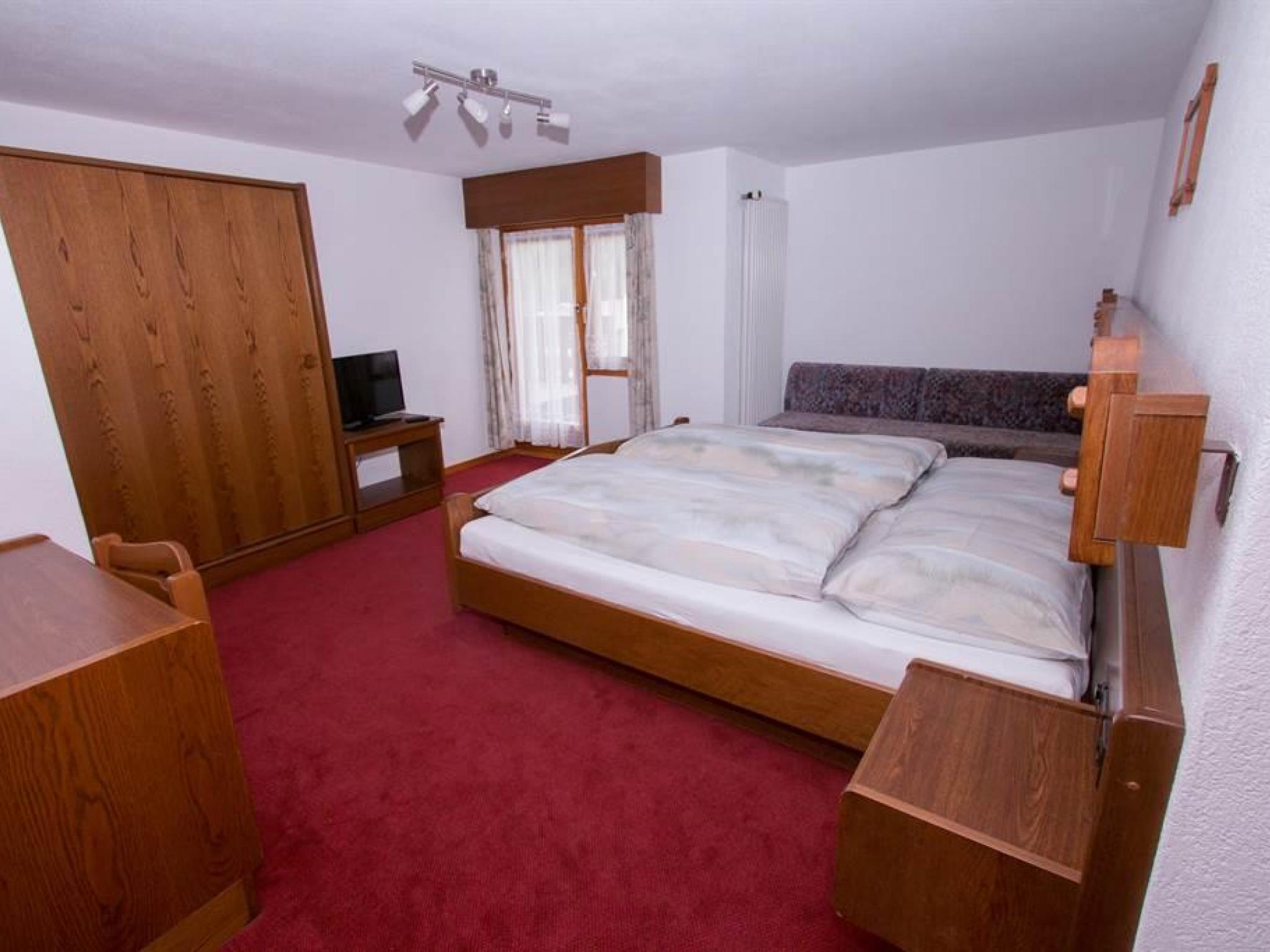 Foto 24 - Appartamento con 3 camere da letto a Saas-Grund