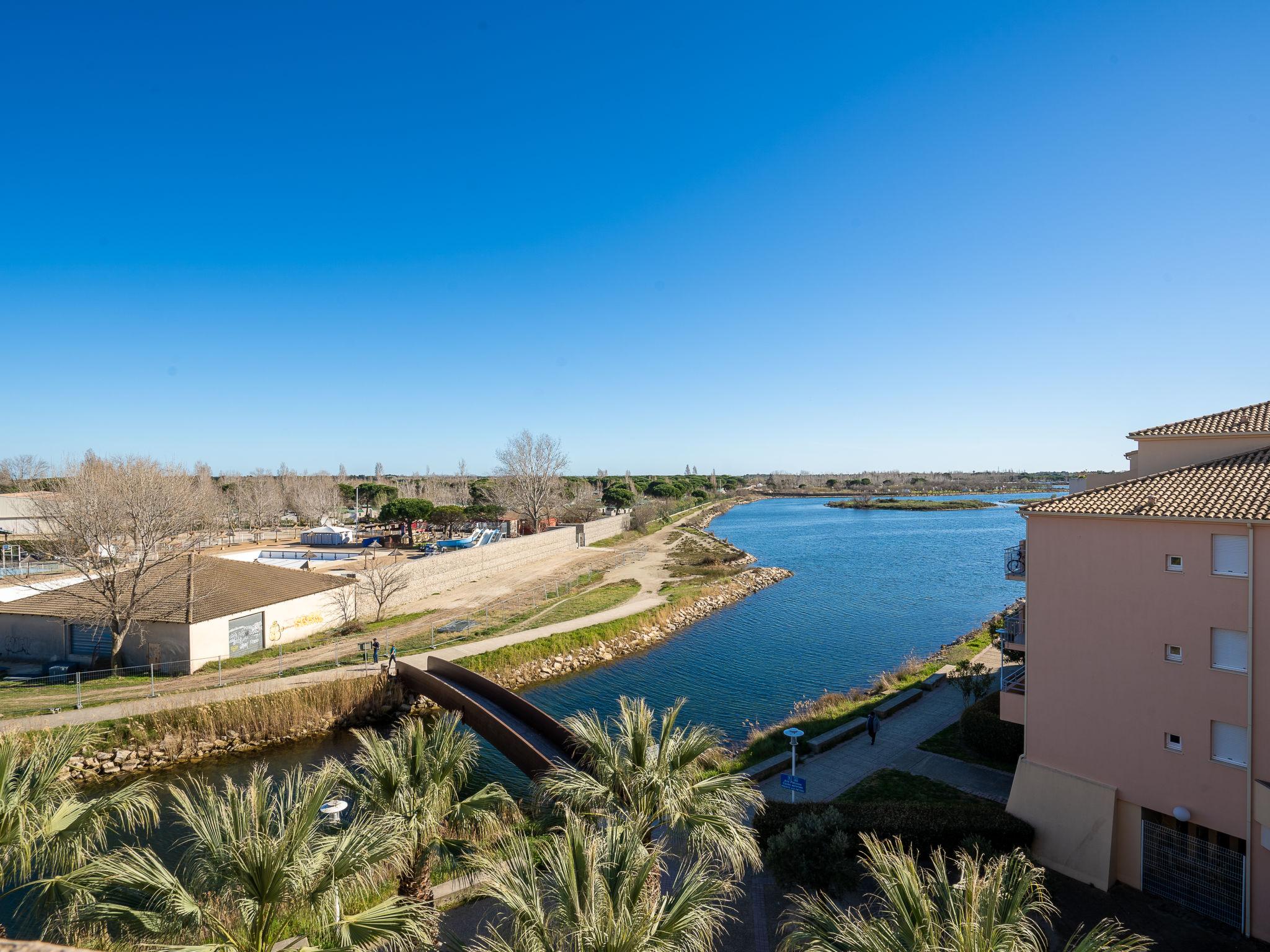 Foto 5 - Apartamento de 2 quartos em Le Grau-du-Roi com piscina e vistas do mar