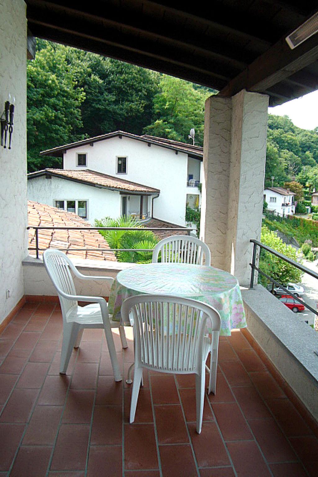 Foto 2 - Apartamento em Gambarogno com piscina e terraço