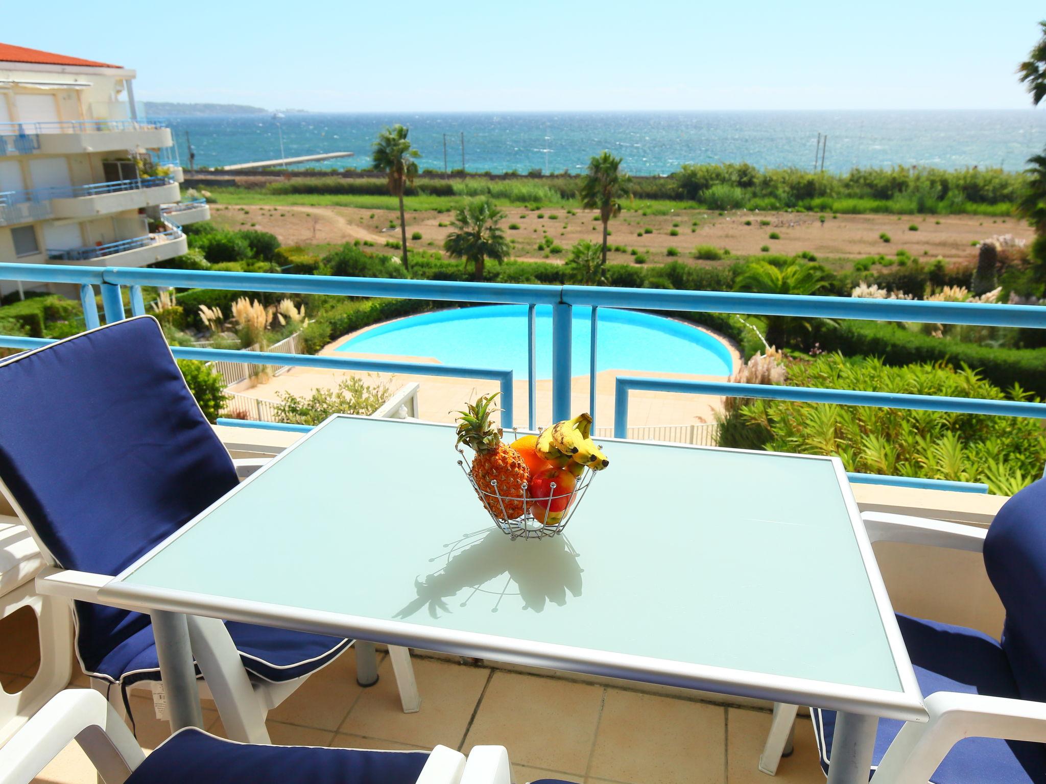 Photo 3 - Appartement de 2 chambres à Antibes avec piscine et jardin