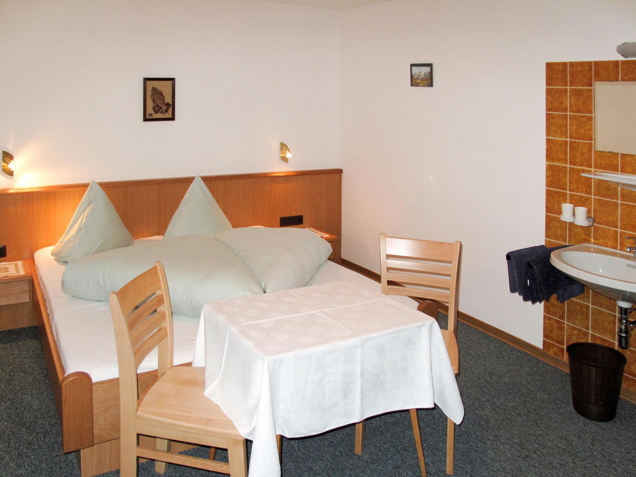 Photo 4 - Appartement de 6 chambres à Aschau im Zillertal avec vues sur la montagne