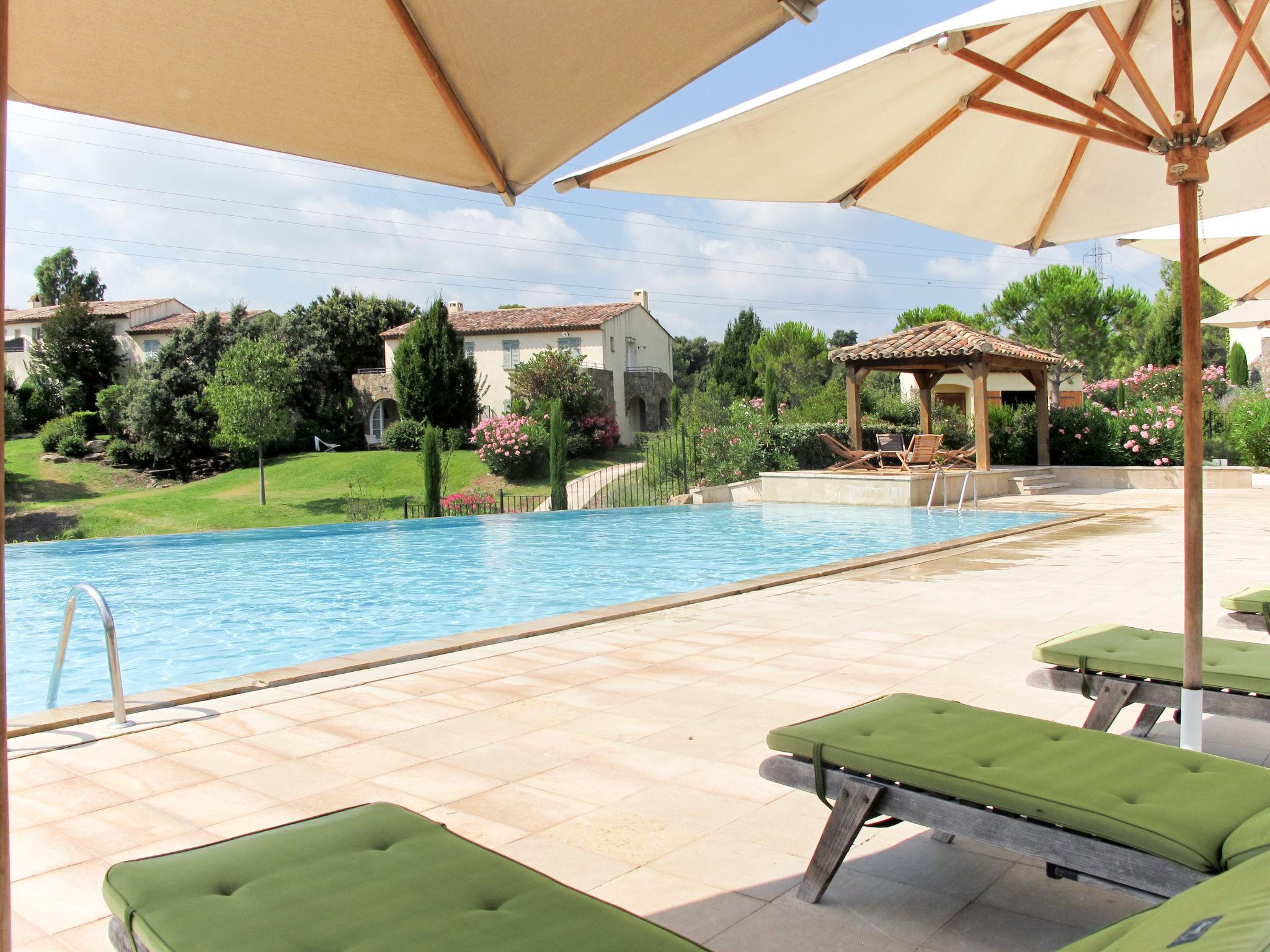 Photo 19 - 1 bedroom Apartment in La Motte with swimming pool and garden