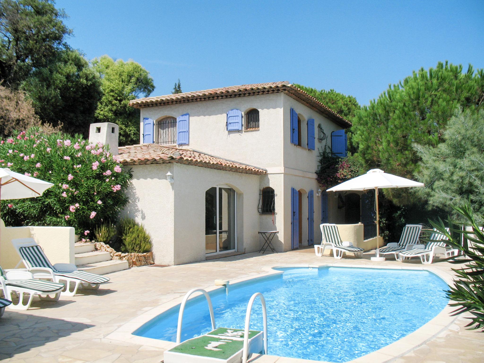 Foto 23 - Casa de 4 habitaciones en Roquebrune-sur-Argens con piscina privada y vistas al mar