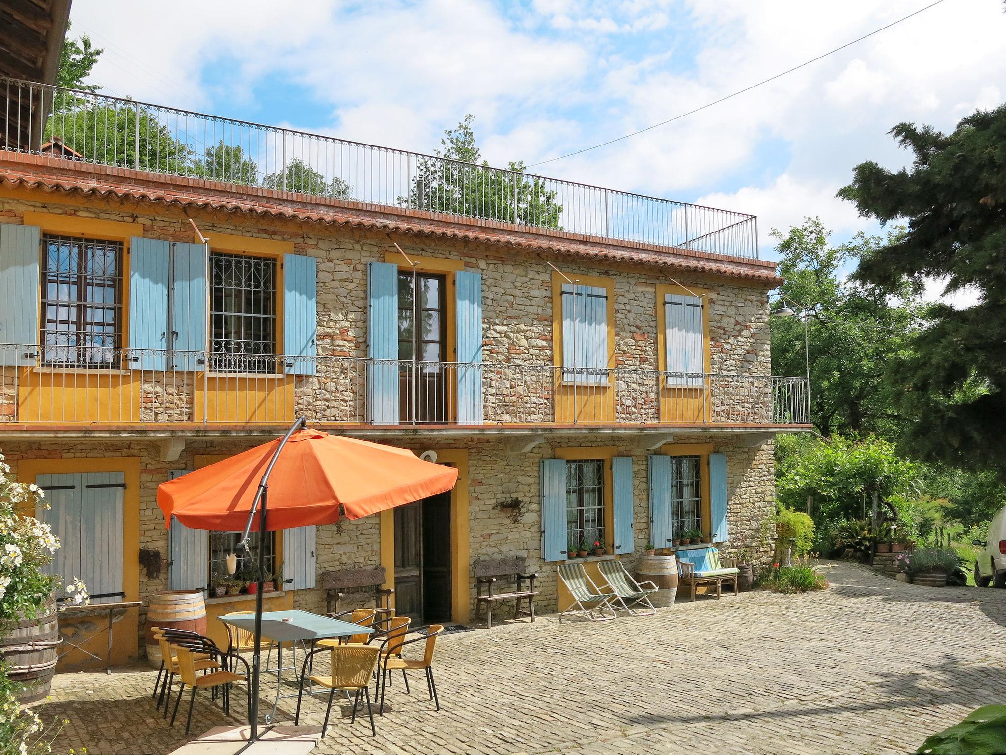 Foto 1 - Casa de 4 quartos em Cossano Belbo com piscina privada e jardim