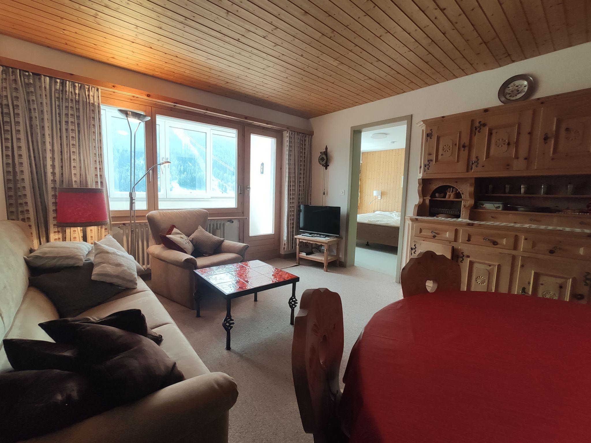 Foto 1 - Apartamento de 3 quartos em Davos com vista para a montanha