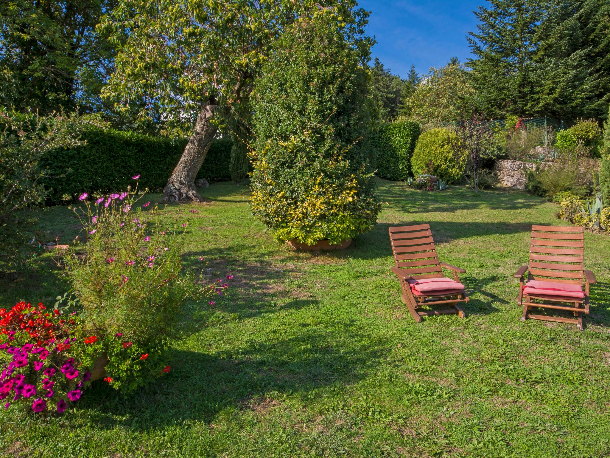 Photo 58 - 6 bedroom House in Pistoia with private pool and garden