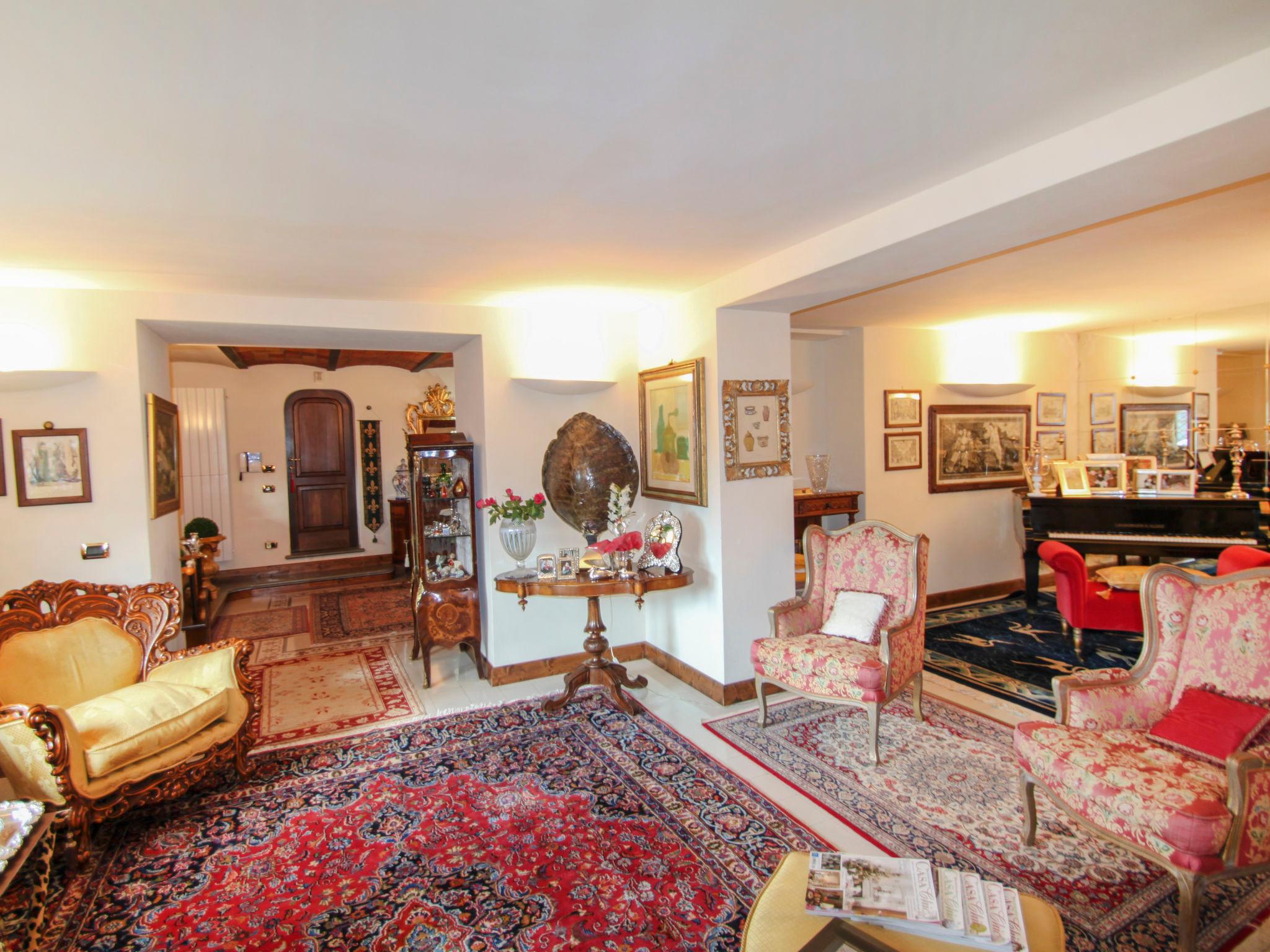 Photo 12 - 6 bedroom House in Pistoia with private pool and garden