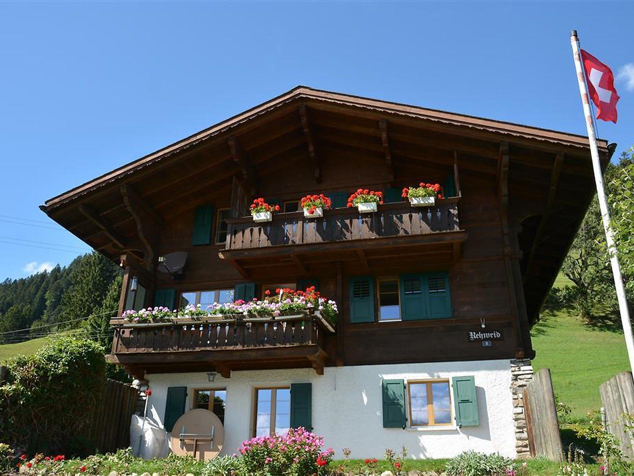 Photo 2 - 2 bedroom Apartment in Saanen