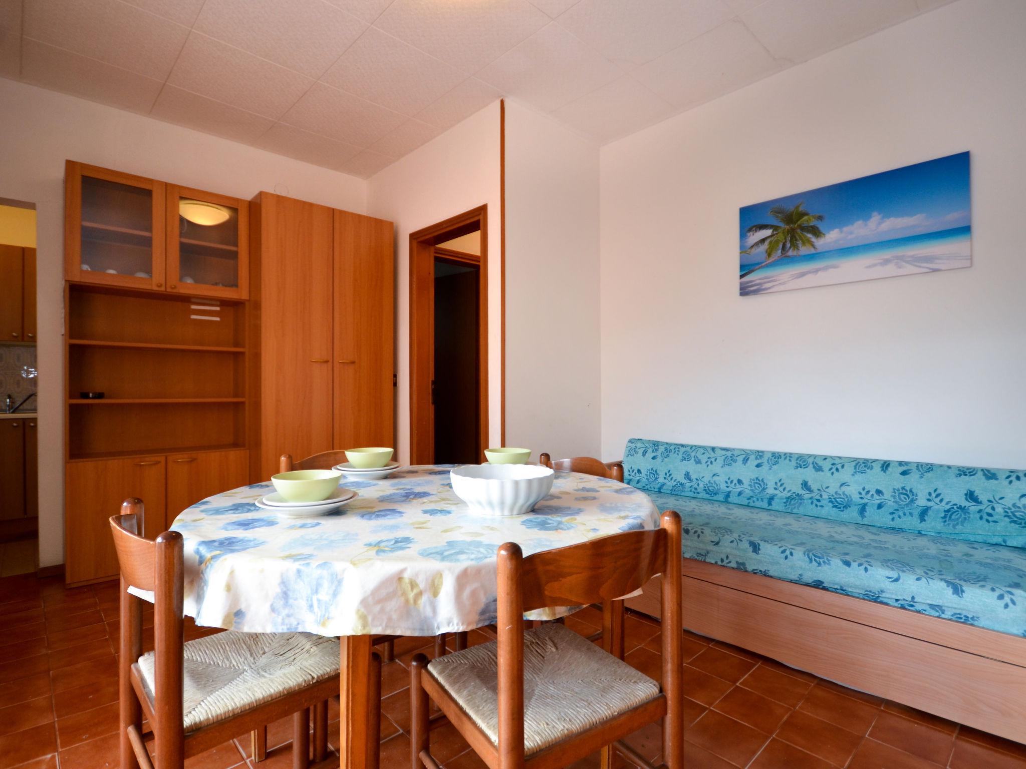 Photo 6 - 2 bedroom House in Lignano Sabbiadoro with garden and sea view