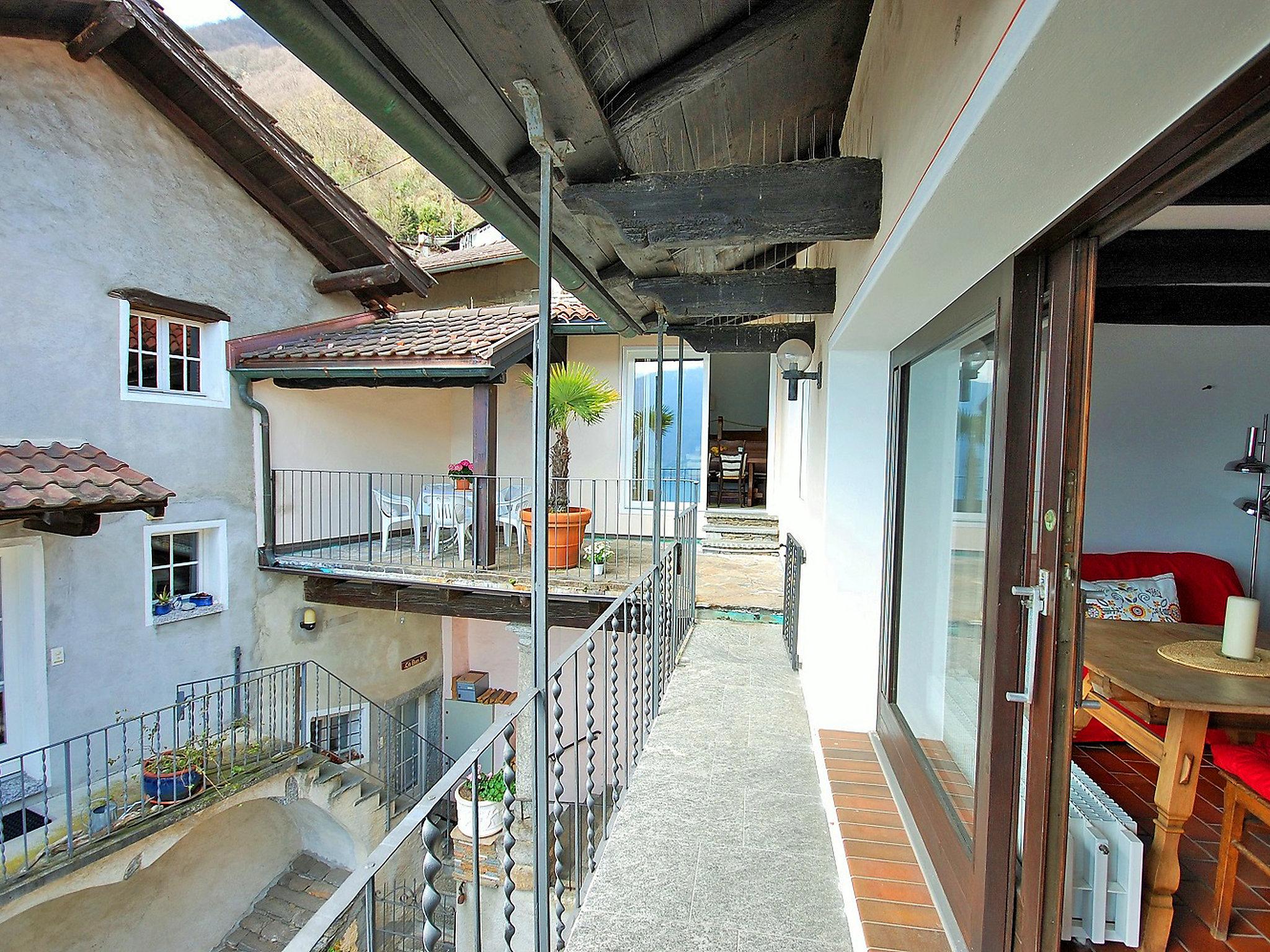 Foto 6 - Apartamento de 2 quartos em Ronco sopra Ascona com terraço