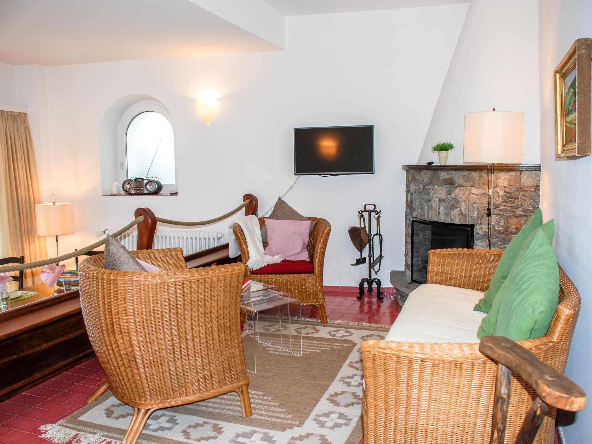 Photo 5 - 2 bedroom Apartment in Ronco sopra Ascona with terrace and mountain view