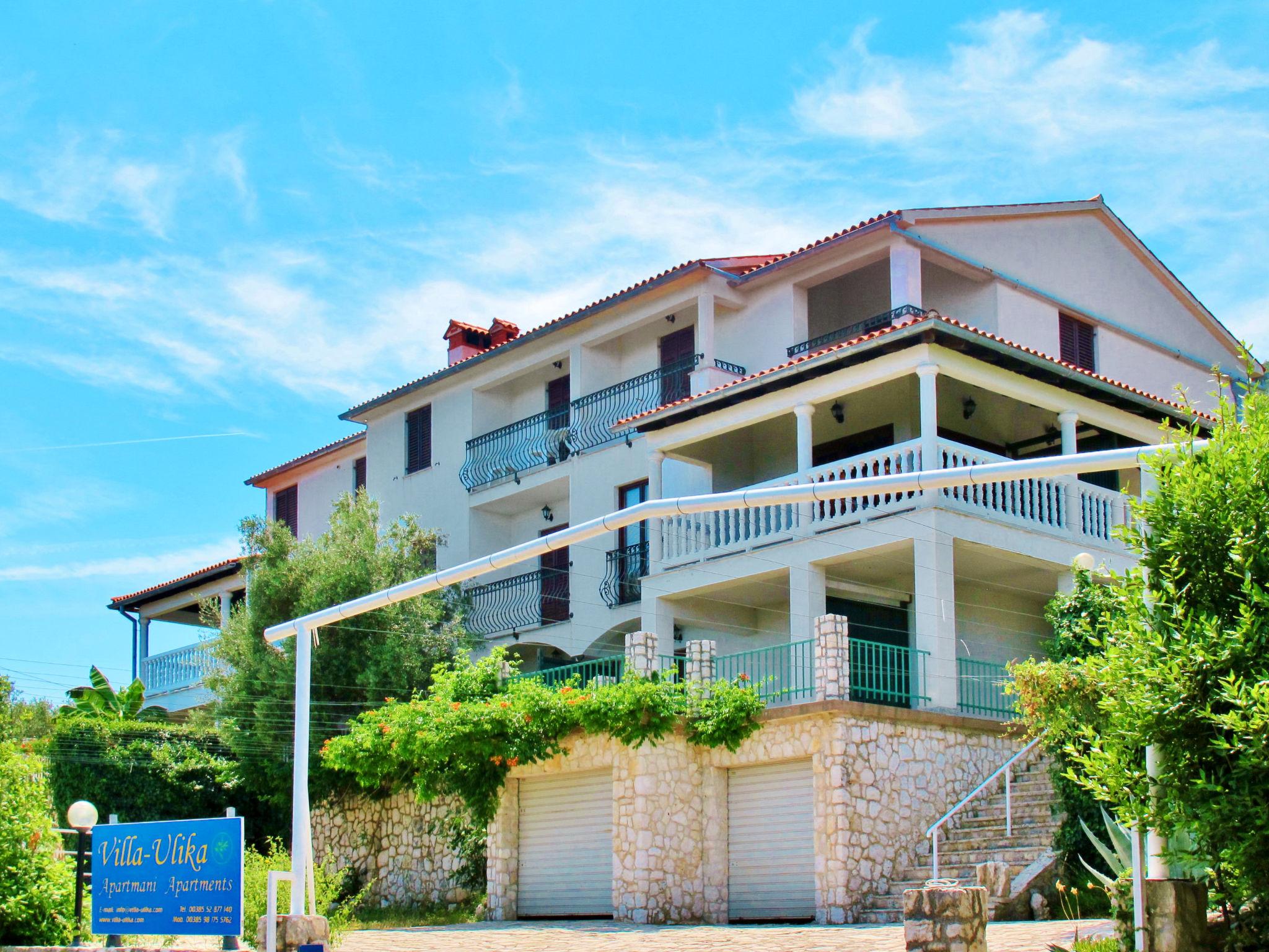 Foto 27 - Apartamento de 2 habitaciones en Raša con terraza y vistas al mar