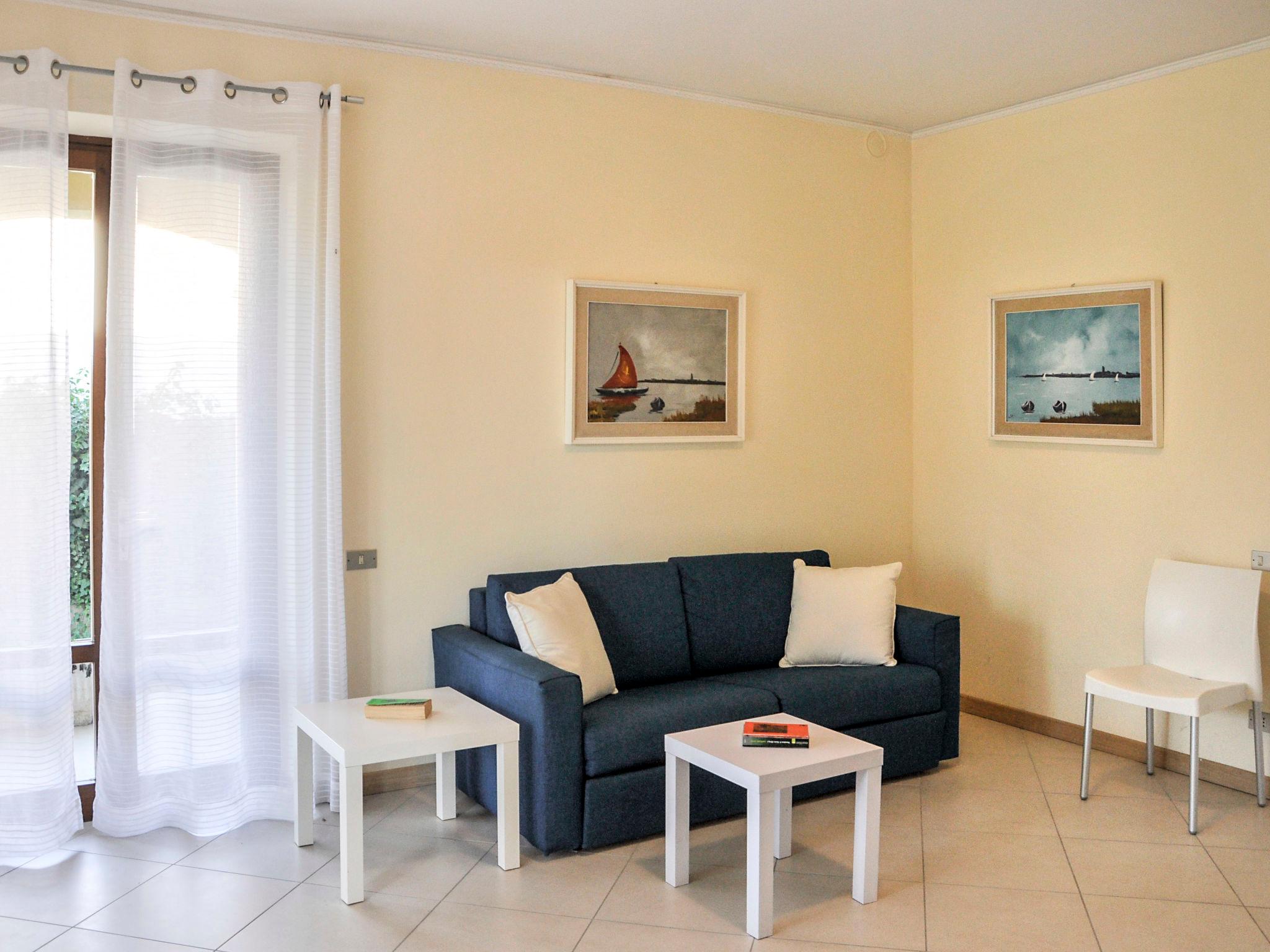 Foto 4 - Apartamento de 2 quartos em Lazise com piscina e vista para a montanha