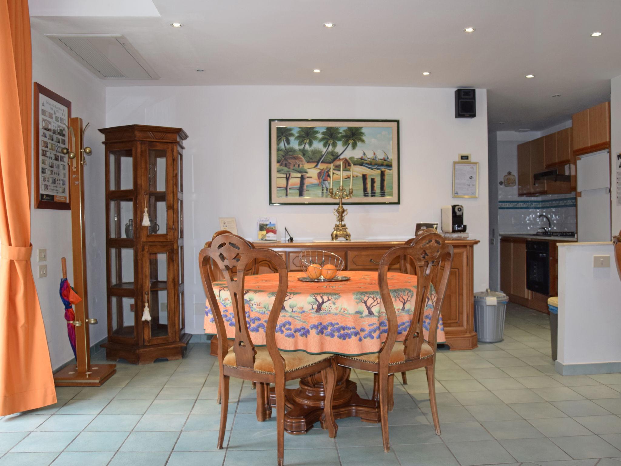 Foto 11 - Appartamento con 2 camere da letto a Quartu Sant'Elena con giardino