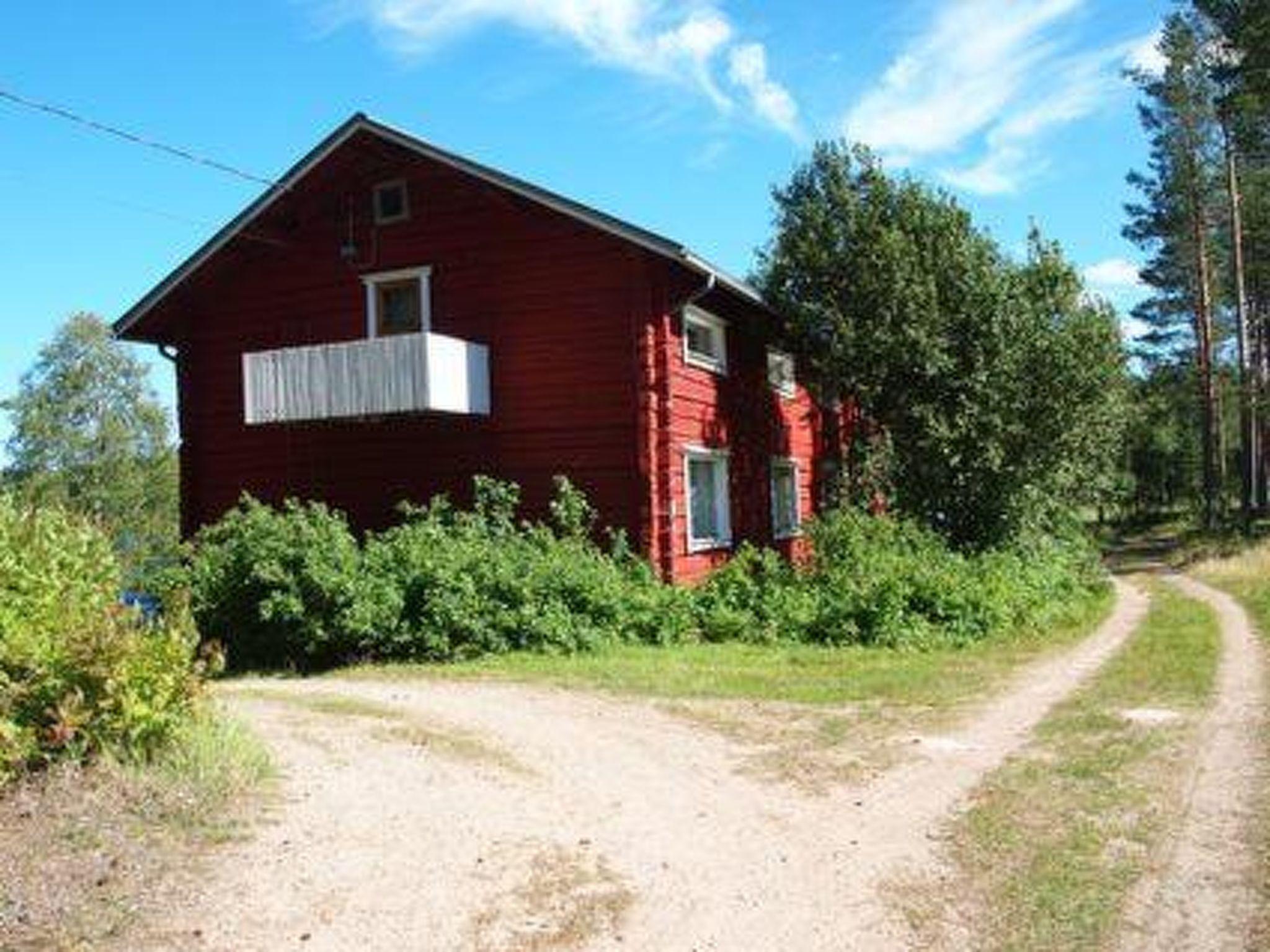 Photo 1 - Maison de 7 chambres à Pello avec sauna et vues sur la montagne