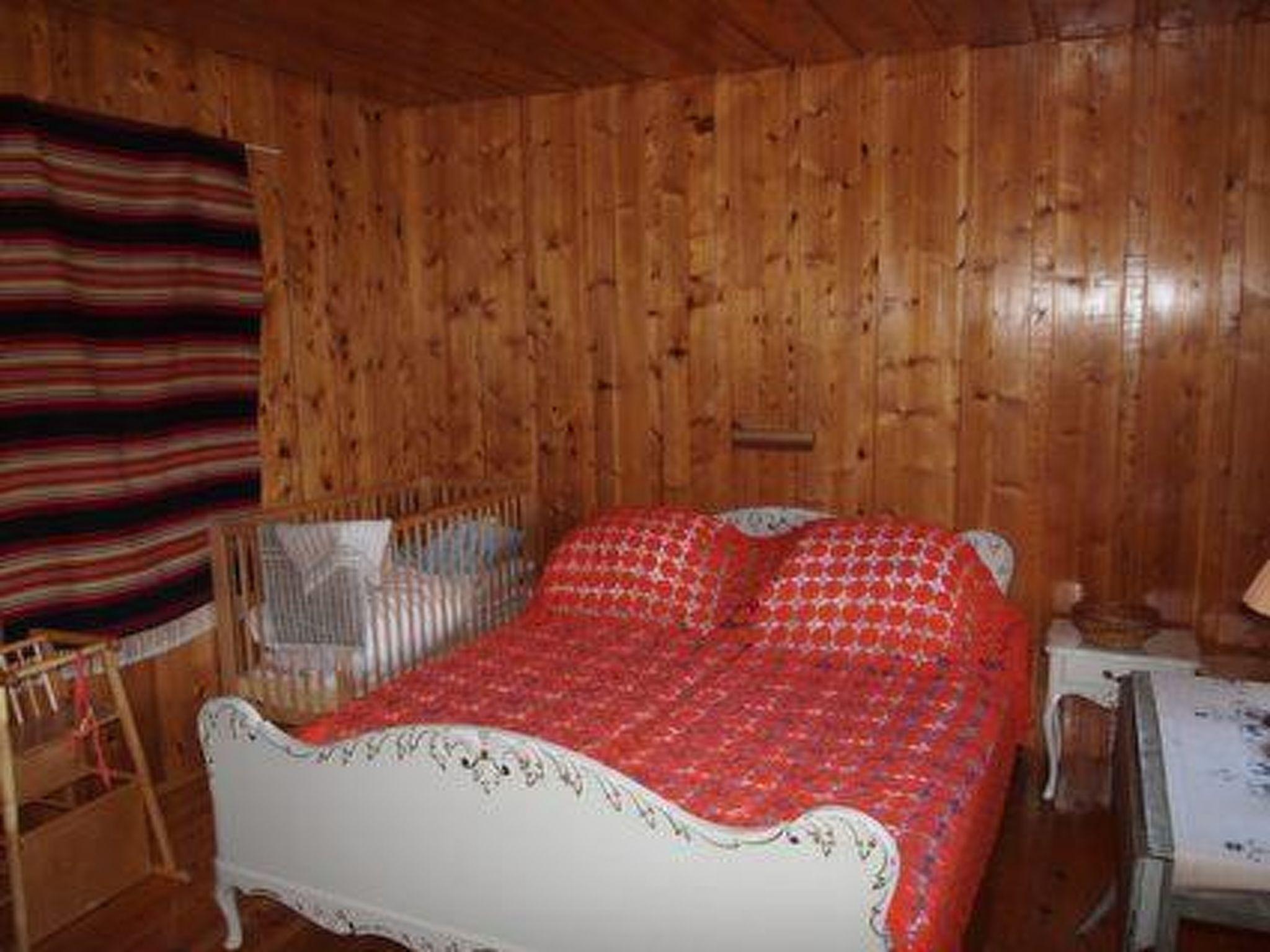 Photo 17 - 7 bedroom House in Pello with sauna