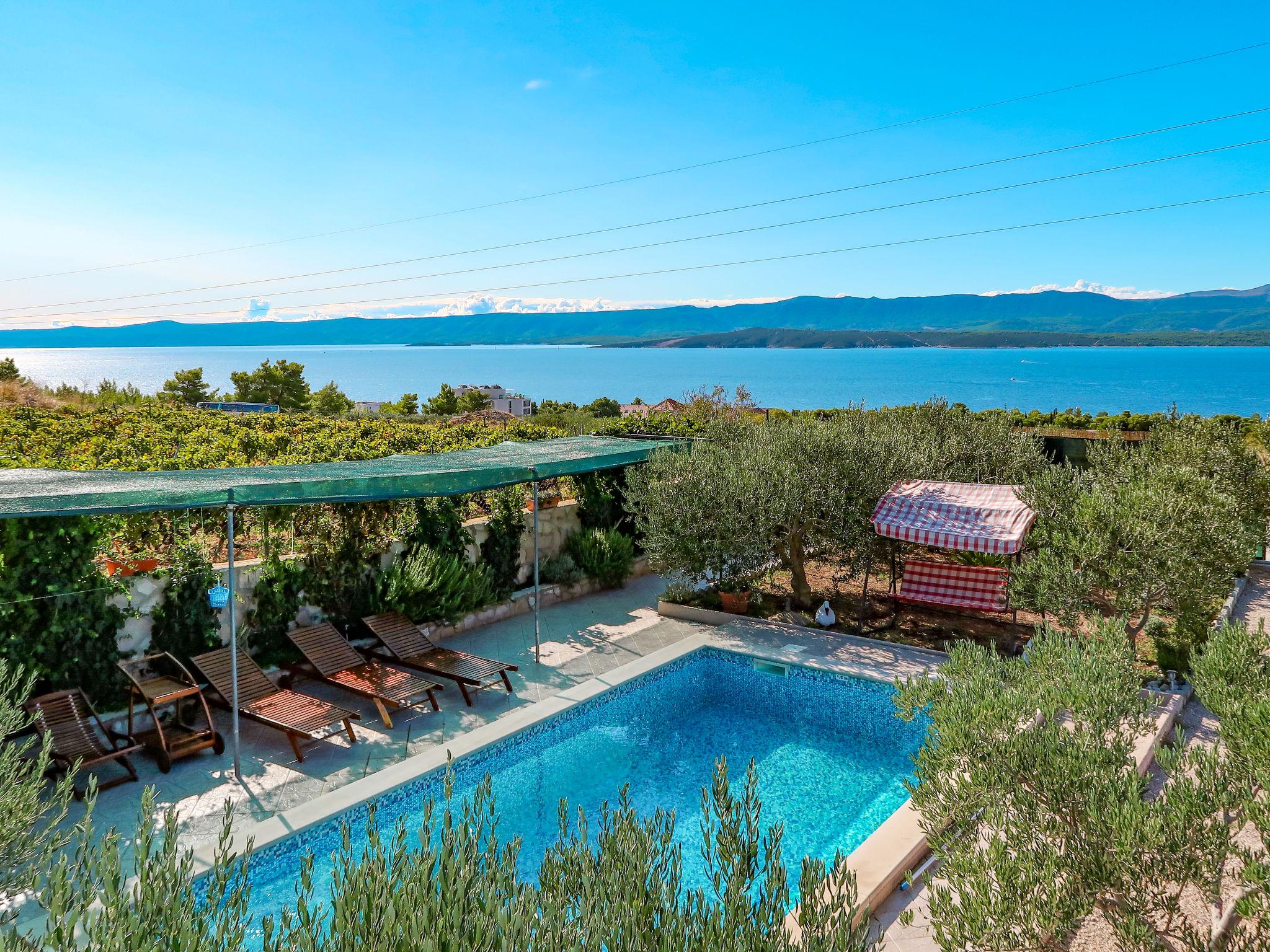 Foto 1 - Casa de 3 quartos em Bol com piscina privada e vistas do mar