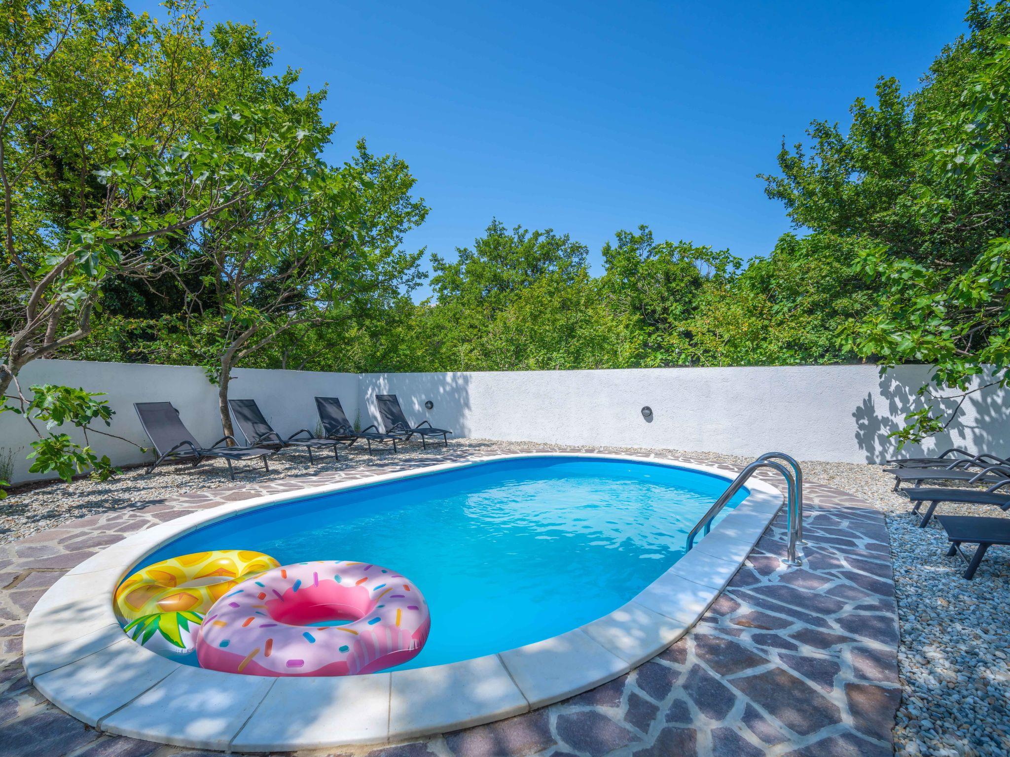 Foto 8 - Casa con 4 camere da letto a Vinodolska Općina con piscina privata e vista mare