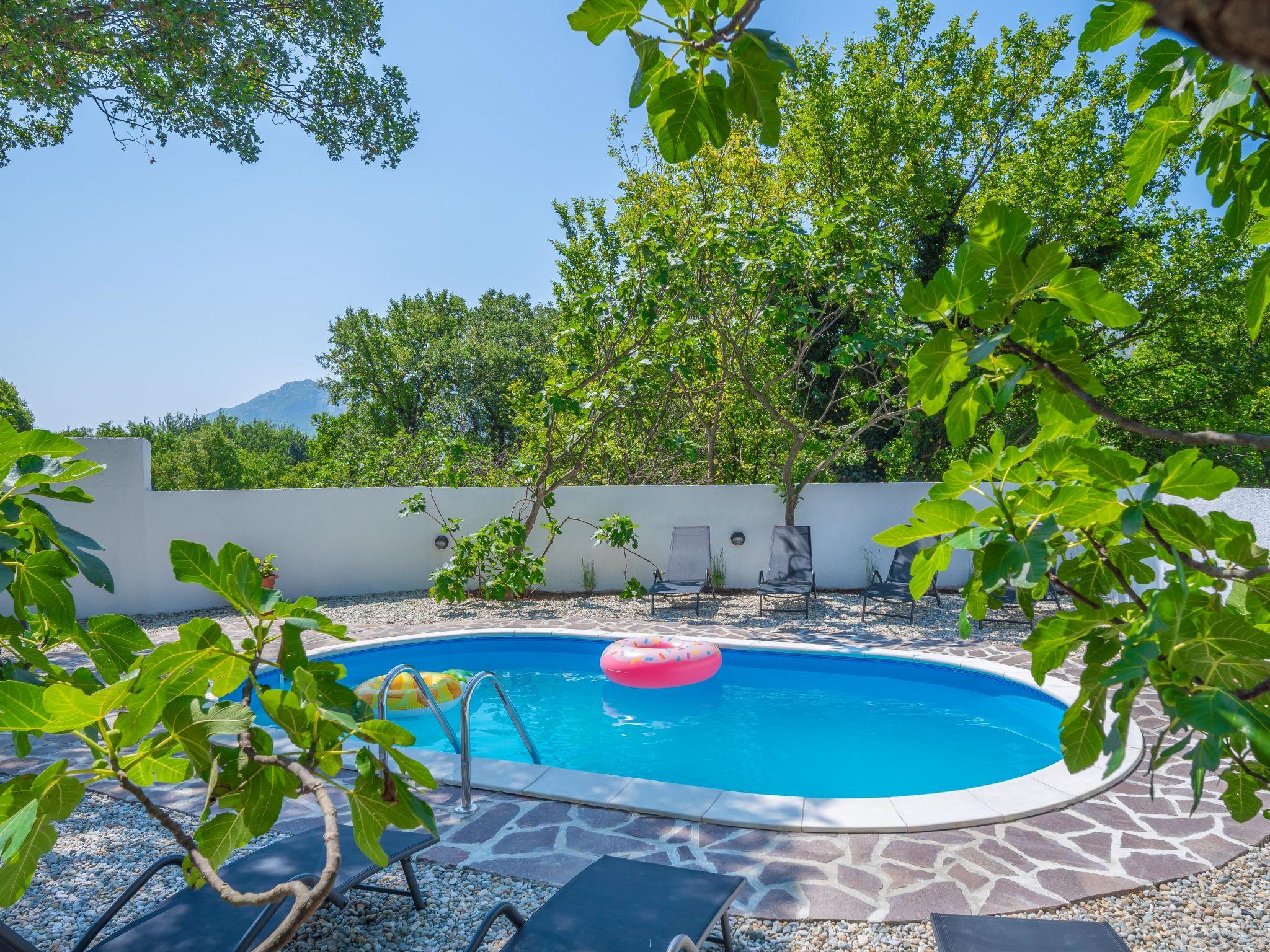 Foto 2 - Casa con 4 camere da letto a Vinodolska Općina con piscina privata e vista mare