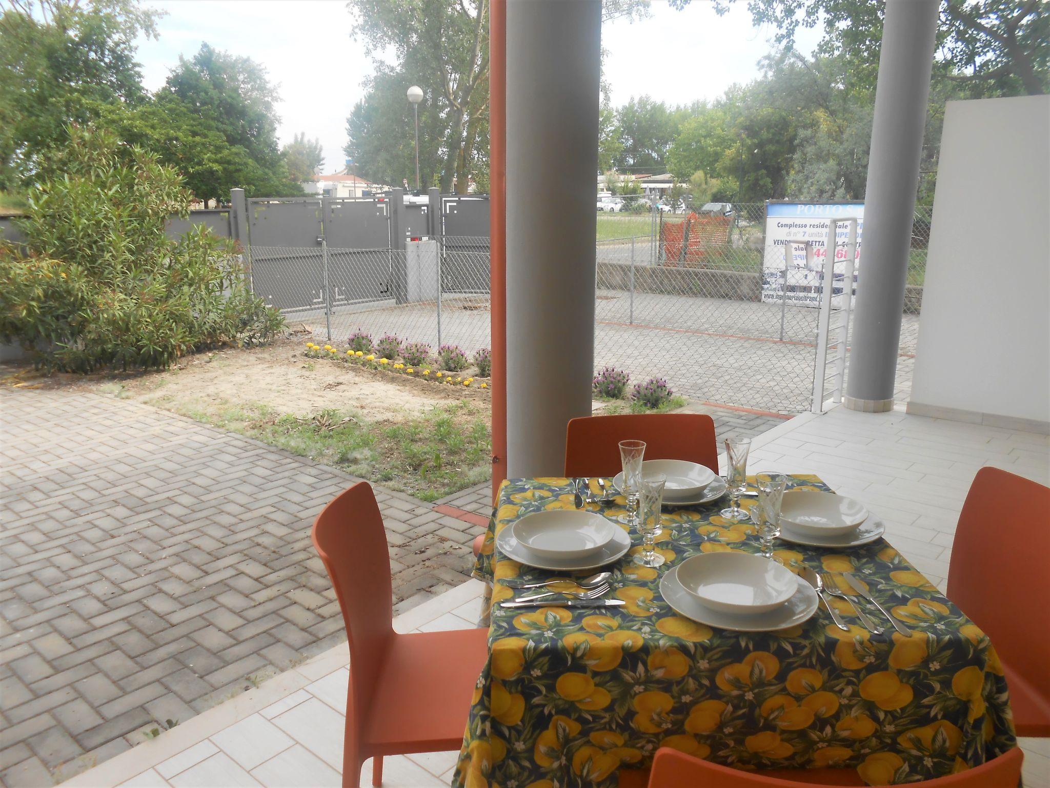 Photo 16 - Maison de 2 chambres à Comacchio avec jardin et terrasse