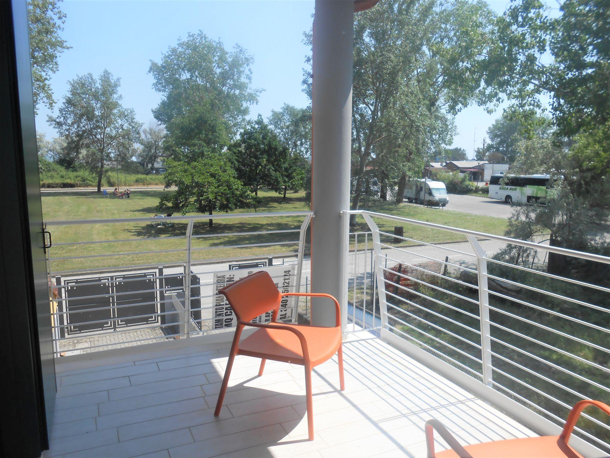 Photo 12 - Maison de 2 chambres à Comacchio avec jardin et terrasse