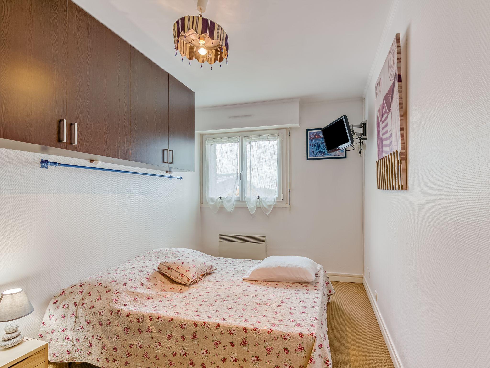 Foto 2 - Apartment mit 2 Schlafzimmern in Cabourg mit blick aufs meer