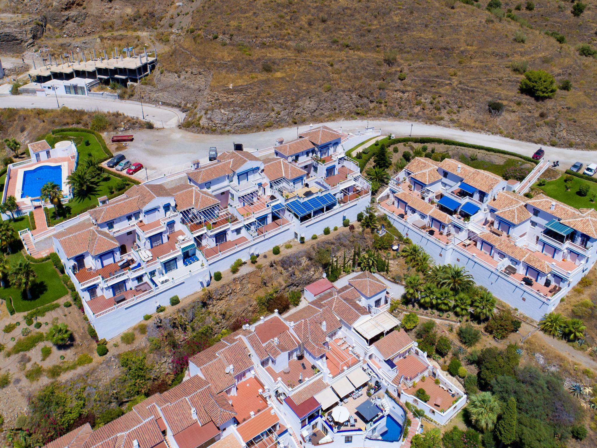 Foto 15 - Appartamento con 2 camere da letto a Torrox con piscina e terrazza