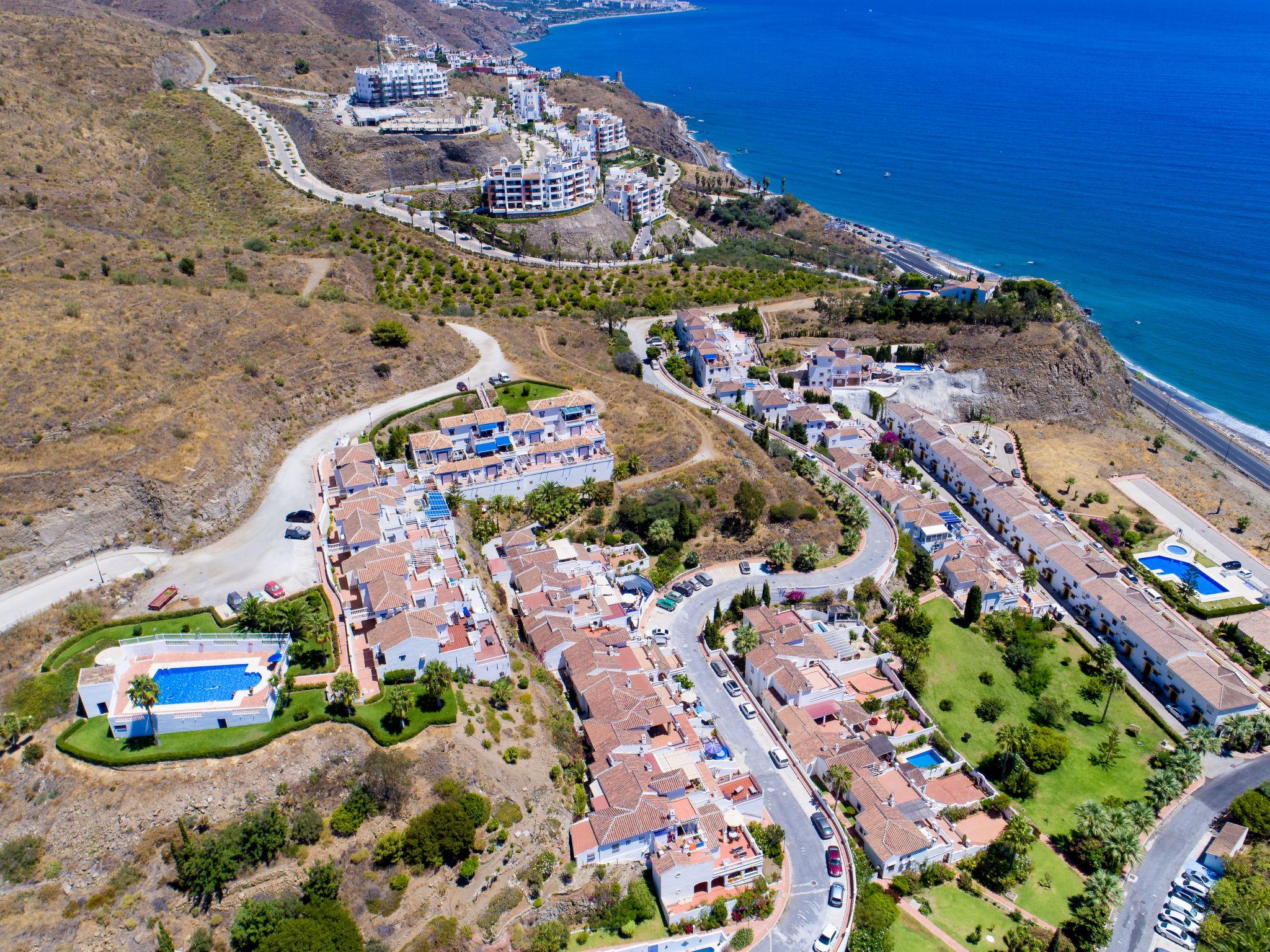 Foto 14 - Appartamento con 2 camere da letto a Torrox con piscina e terrazza