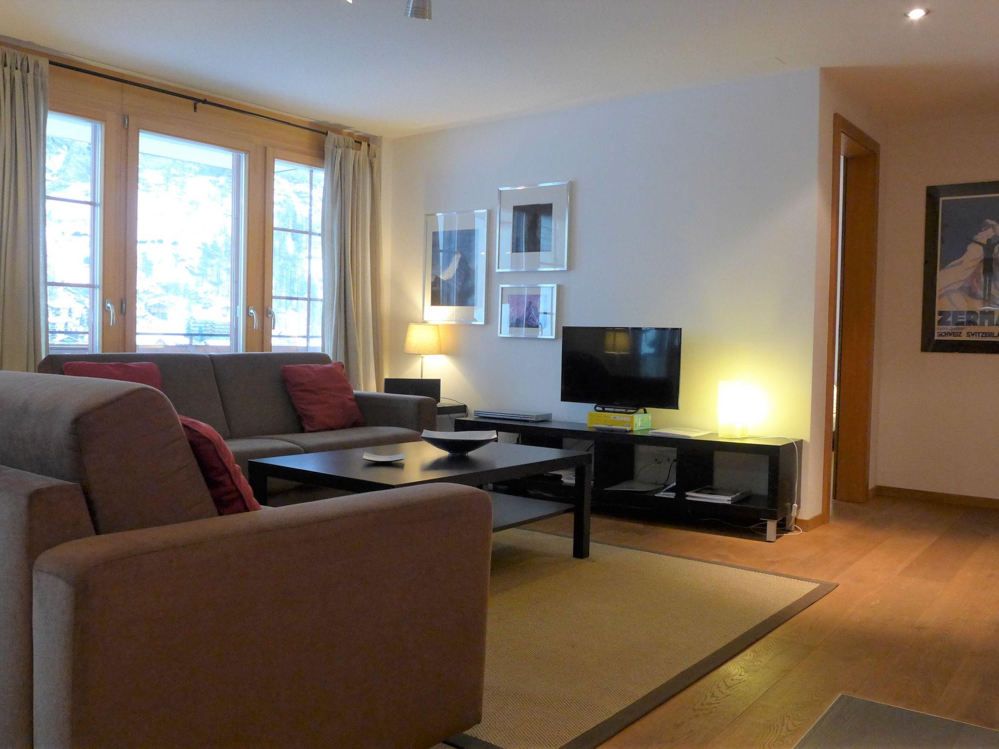 Photo 6 - 2 bedroom Apartment in Zermatt with mountain view