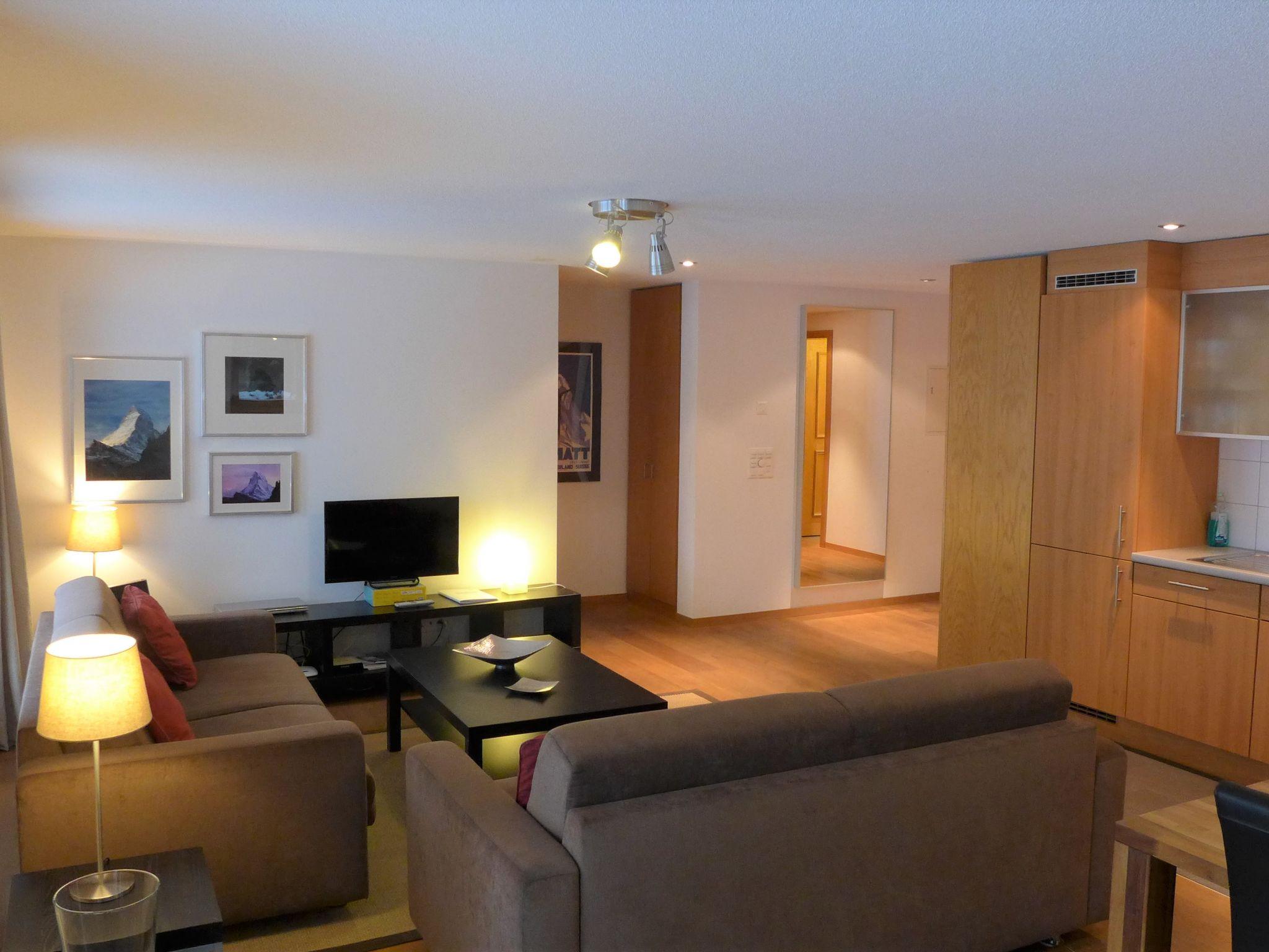 Photo 2 - 2 bedroom Apartment in Zermatt