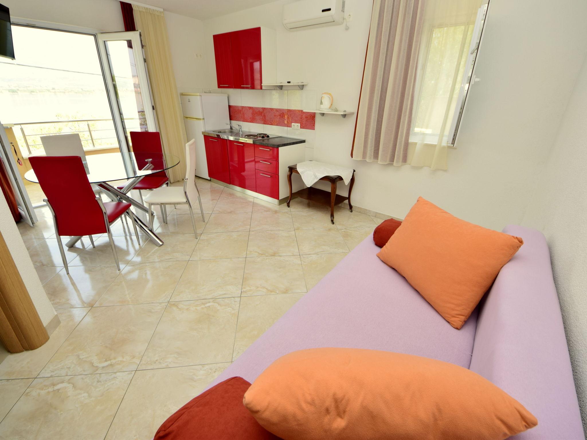 Photo 6 - Appartement de 1 chambre à Trogir avec terrasse et vues à la mer
