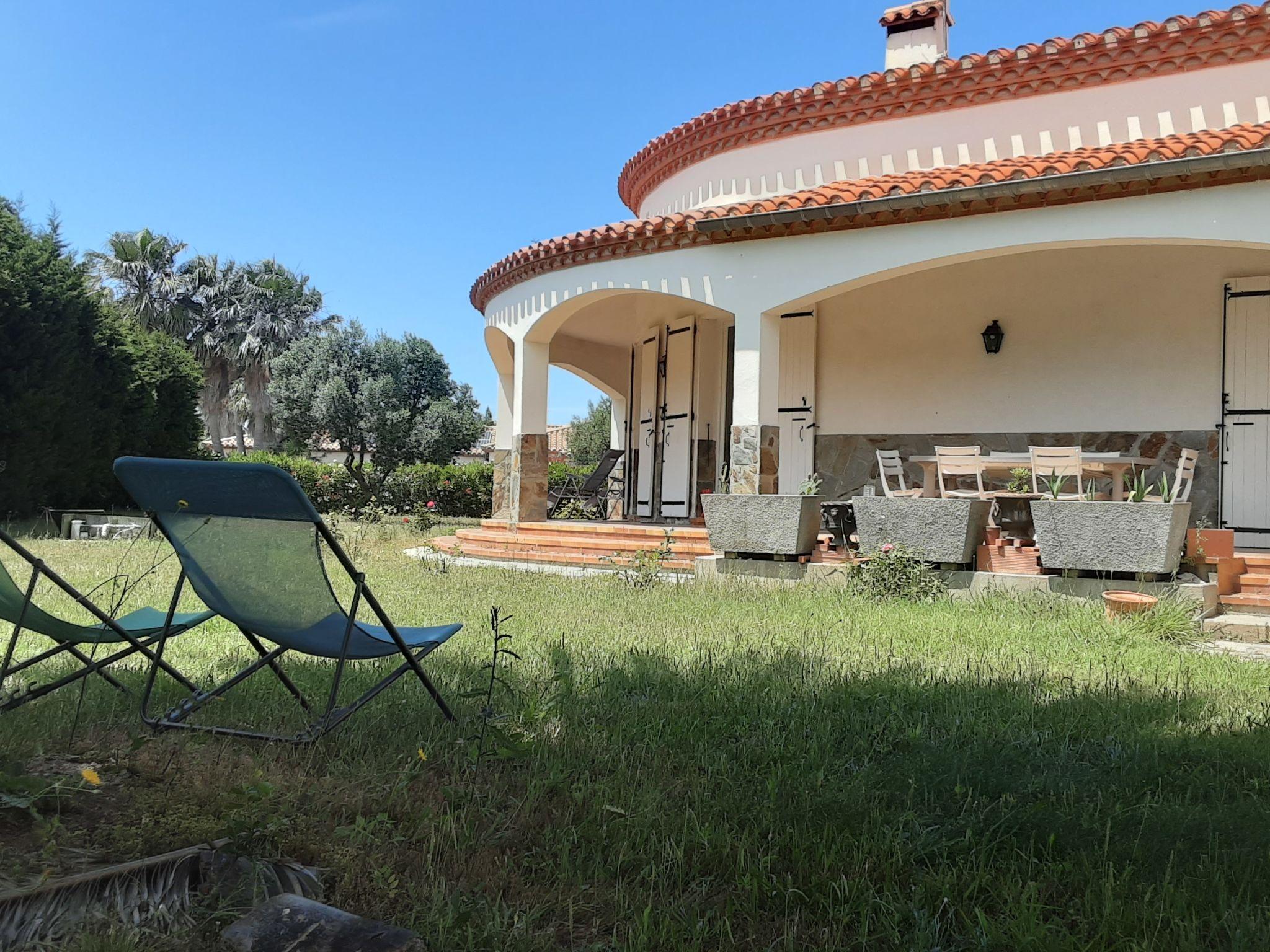 Photo 1 - Maison de 3 chambres à Pollestres avec jardin et terrasse