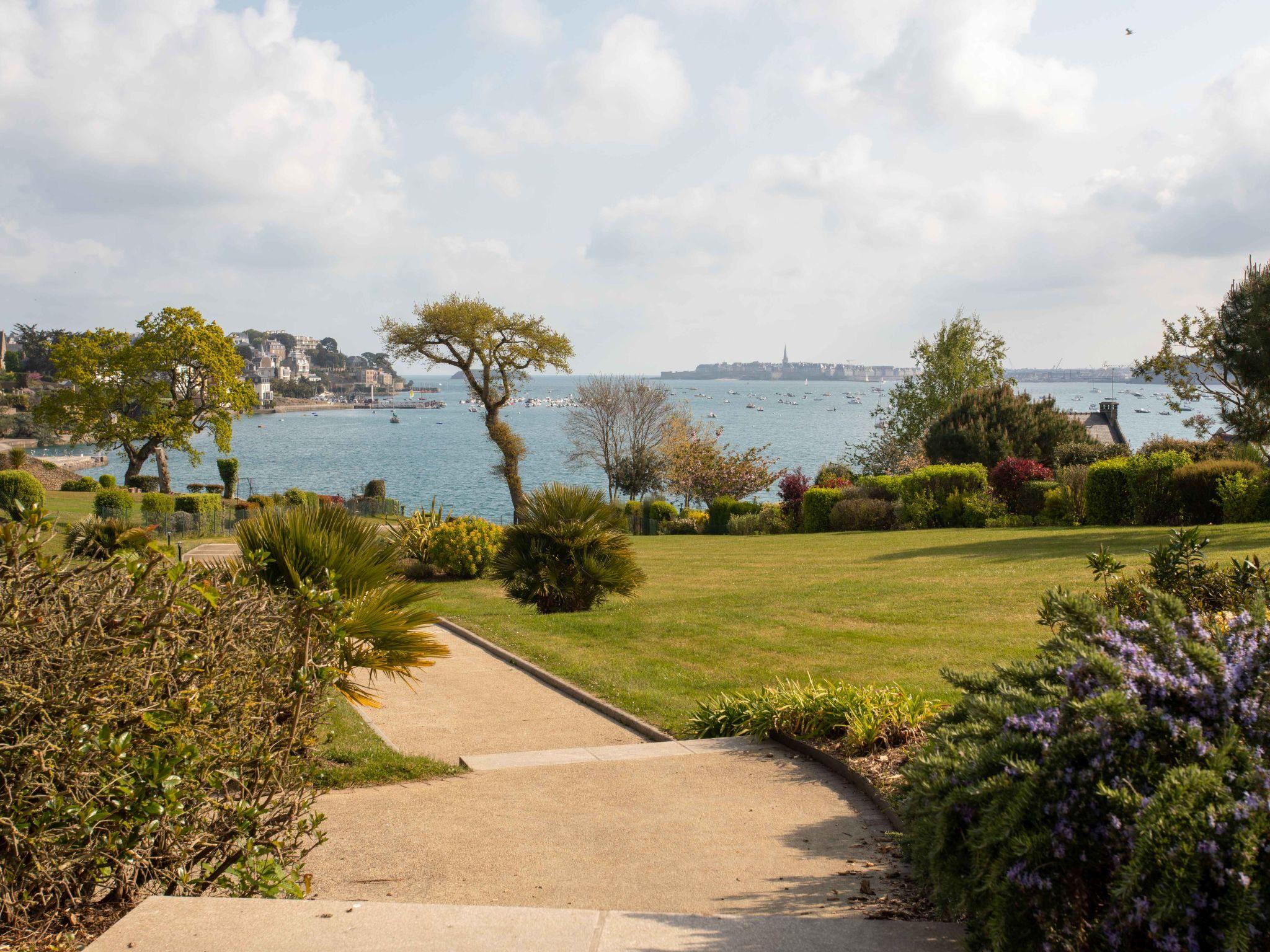 Foto 2 - Apartamento de 1 quarto em Dinard com jardim e terraço