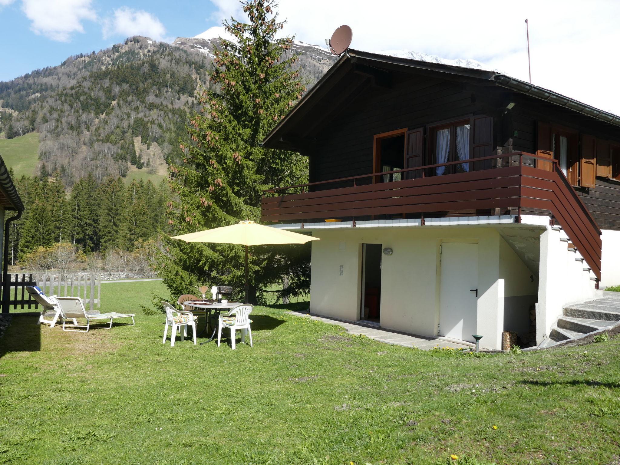 Foto 1 - Apartamento de 1 habitación en Blenio con jardín y vistas a la montaña