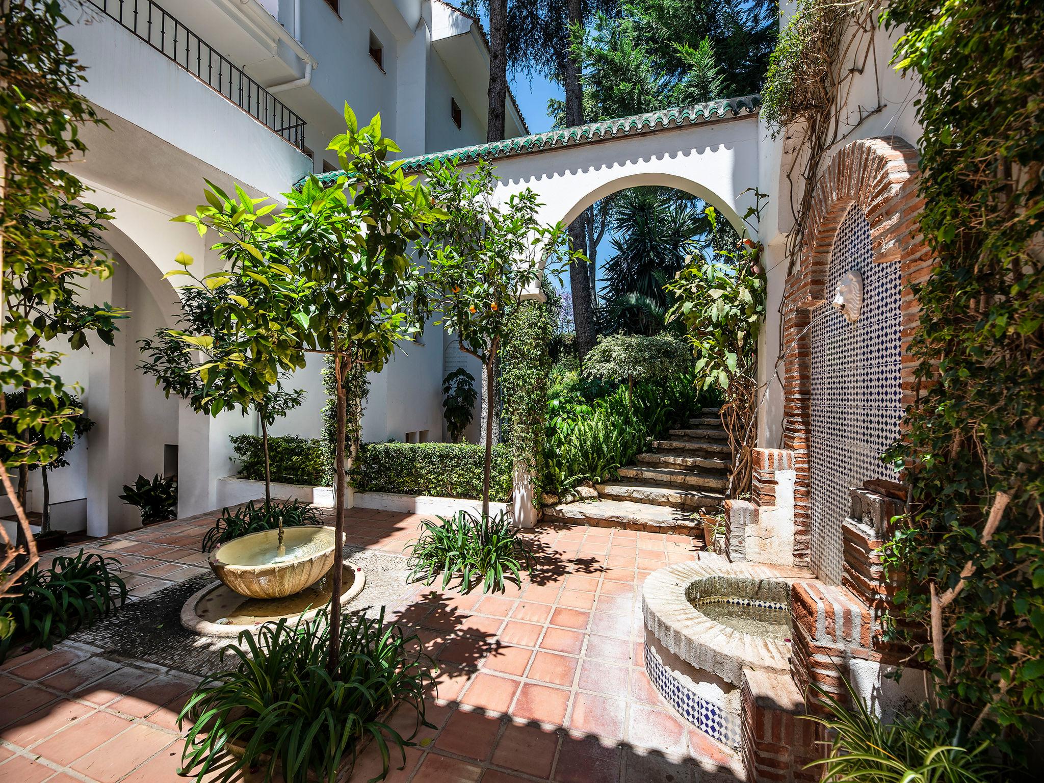 Photo 25 - Appartement de 2 chambres à Marbella avec piscine et jardin