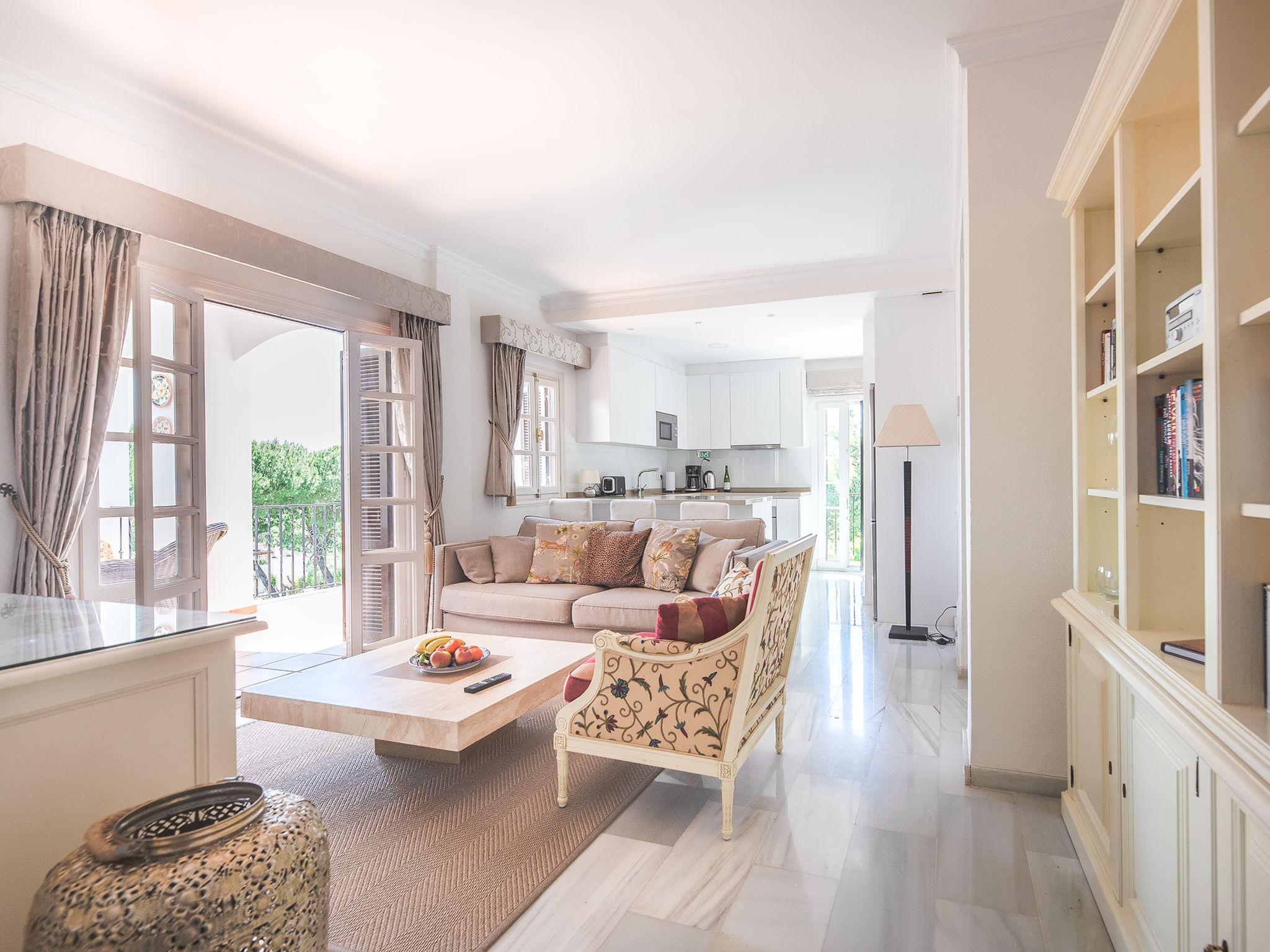 Foto 8 - Apartamento de 2 quartos em Marbella com piscina e jardim