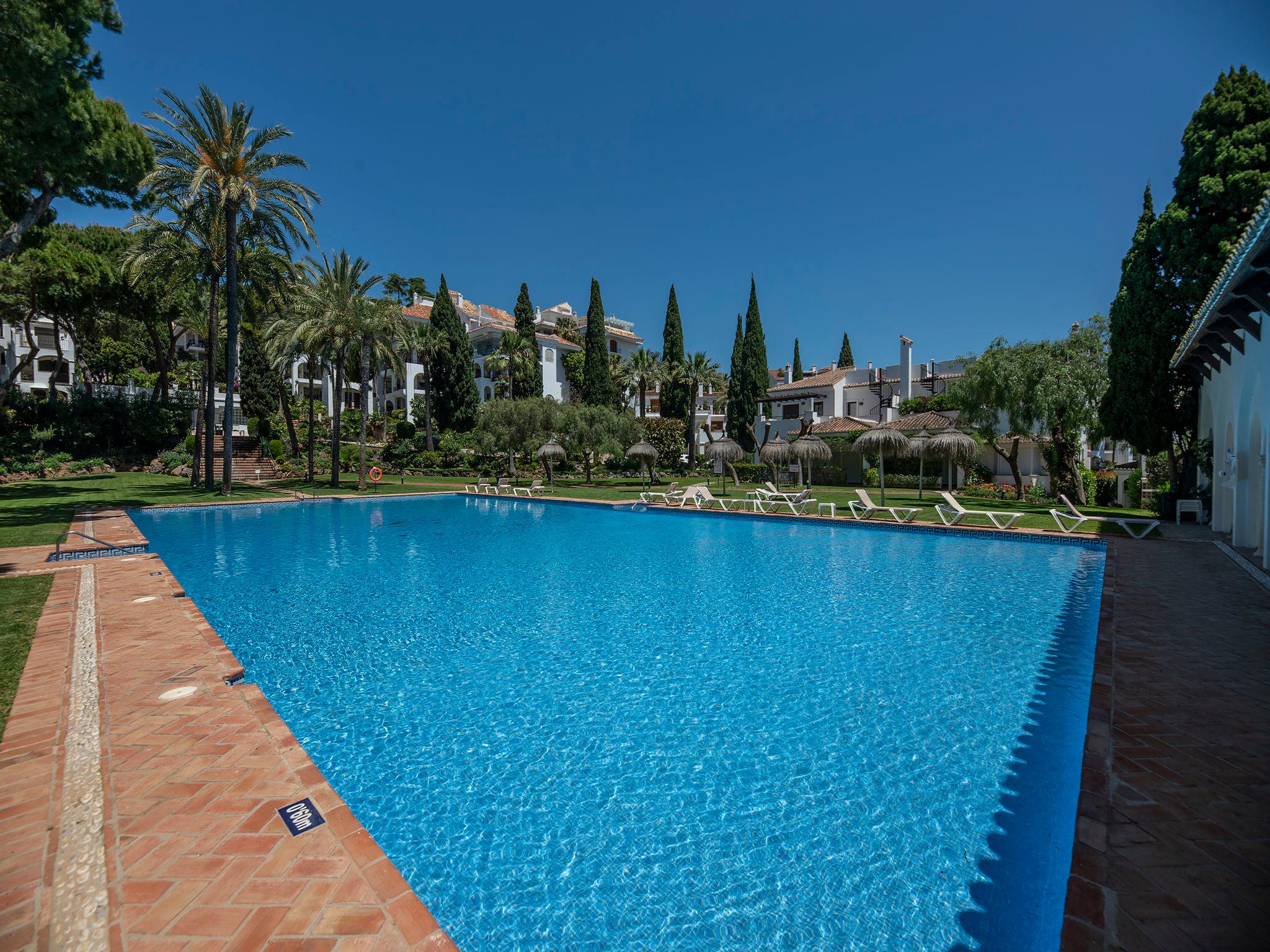 Photo 19 - Appartement de 2 chambres à Marbella avec piscine et jardin